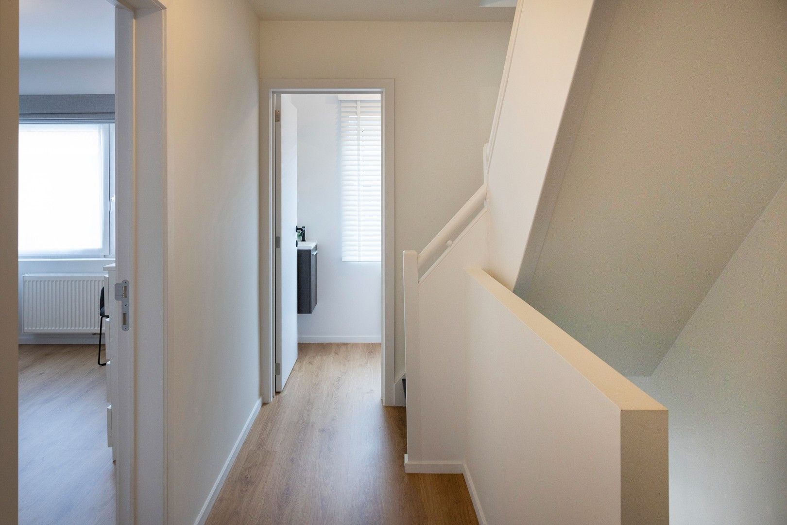 Kwalitatief afgewerkte woning op aangename ligging. foto 11