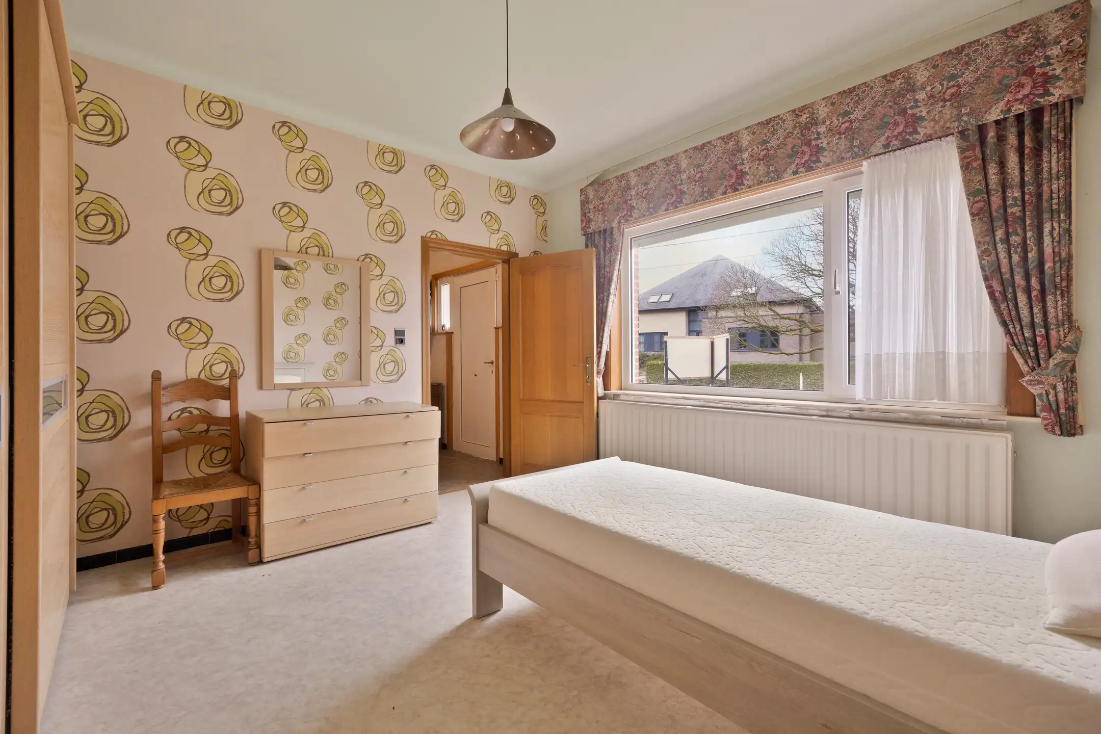 Landelijke woning op perceel van 20are foto 5