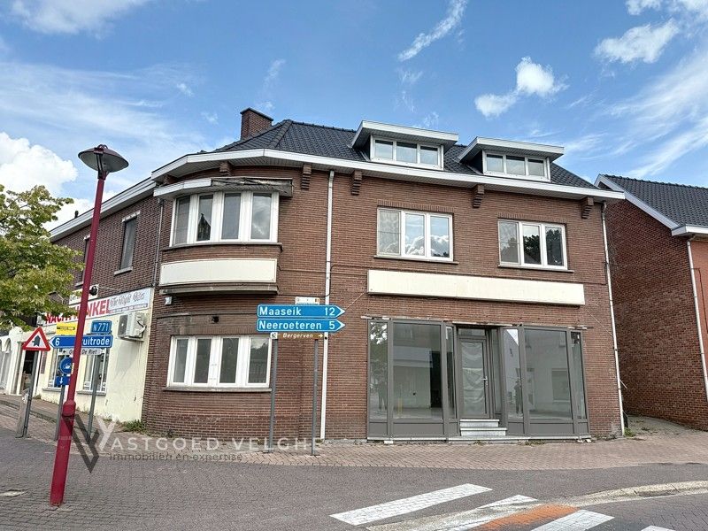 ()=>{if(producerUpdateValueVersion(node),producerAccessed(node),node.value===ERRORED)throw node.error;return node.value} Neeroeterenstraat 1 - 3680 Maaseik