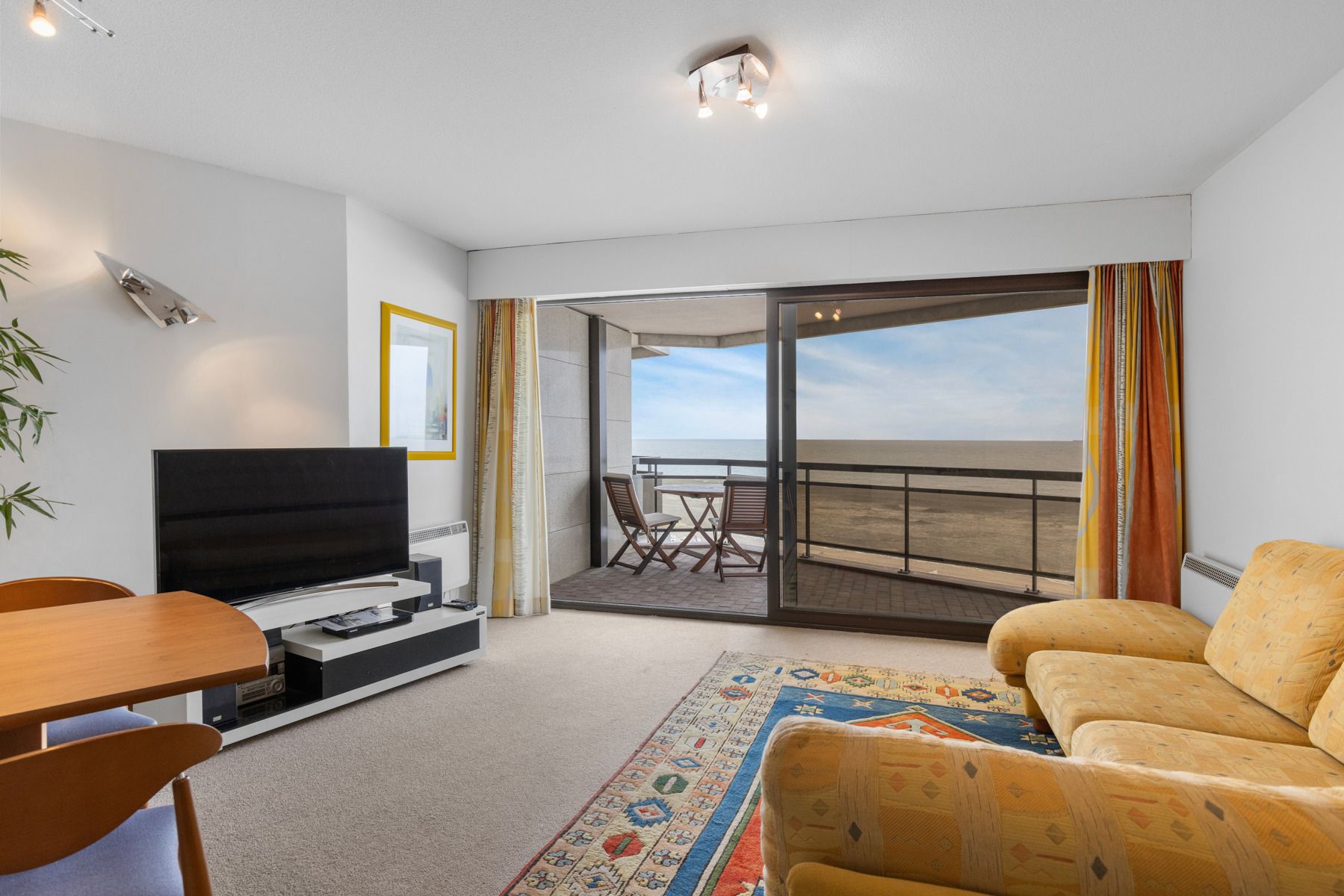 Wakker worden met frontaal zeezicht – jouw droomappartement in Blankenberge! foto 7