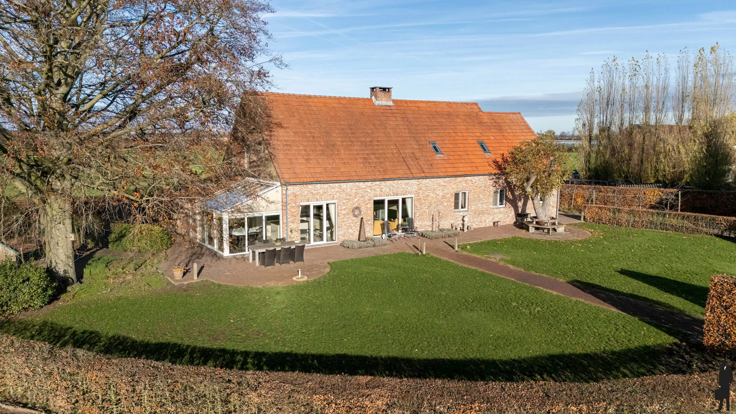 Landelijk gelegen woning in Minderhout op ca 9.000 m² grond foto 14