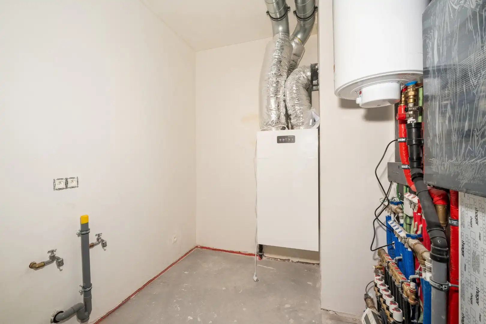 Karaktervolle "BEN" luxe duplex-appartement gelegen in het hart van Lokeren   foto 17