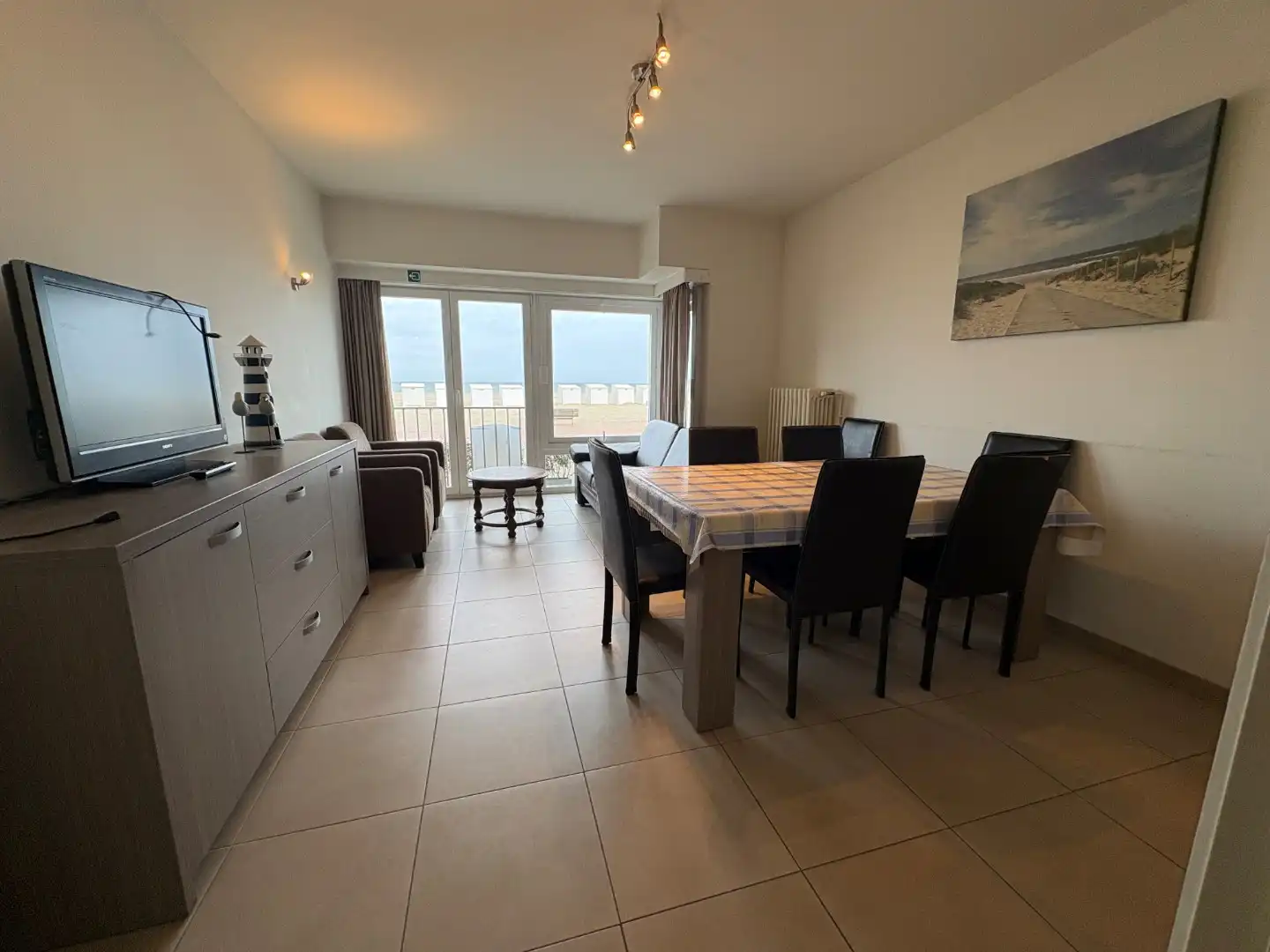 Gelijkvloers appartement te koop op de zeedijk van Koksijde foto 15