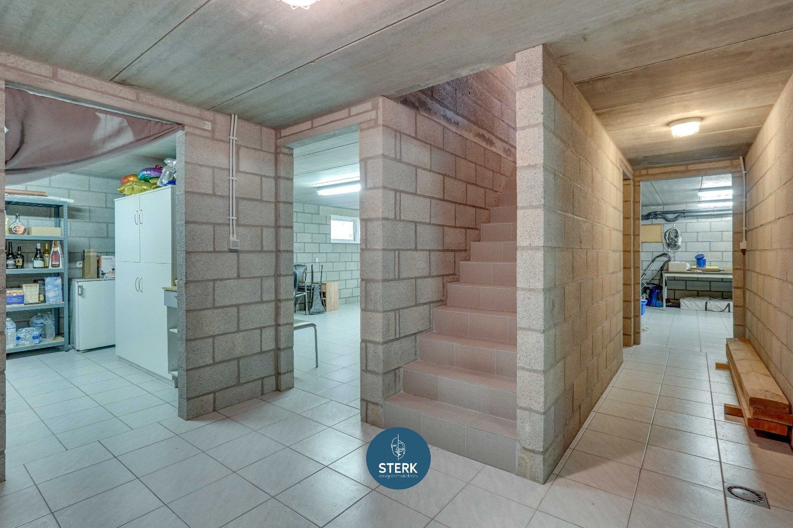 INSTAPKLARE GEZINSWONING MET EEN BEWOONBARE OPP. VAN 390 M² TE ZUSSEN !  foto 24