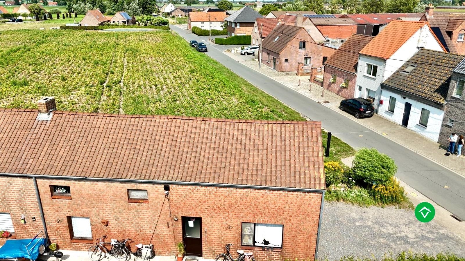 Te renoveren halfopen bebouwing op landelijke ligging in Koekelare foto 5