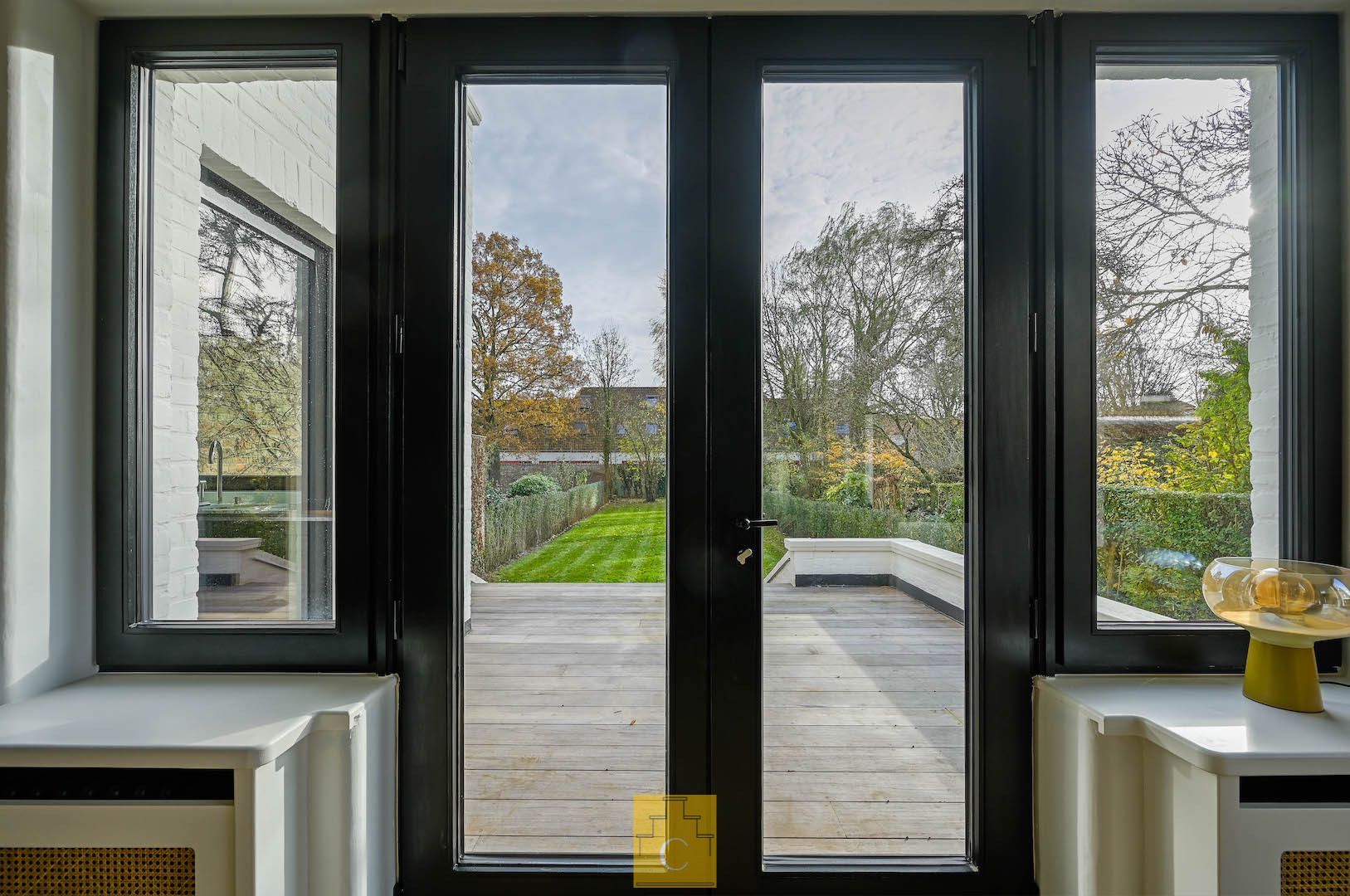 riante stadsvilla in Knokse stijl met grote garage, diverse terrassen en sublieme tuin, zicht op de Molens en alle Brugse torens, grondoppervlakte 655 m2 foto 15