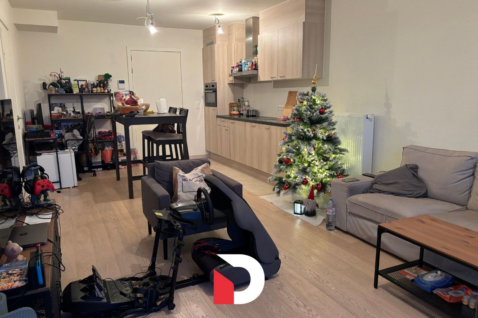 Recent appartement met 1 slaapkamer en ruim terras foto 5