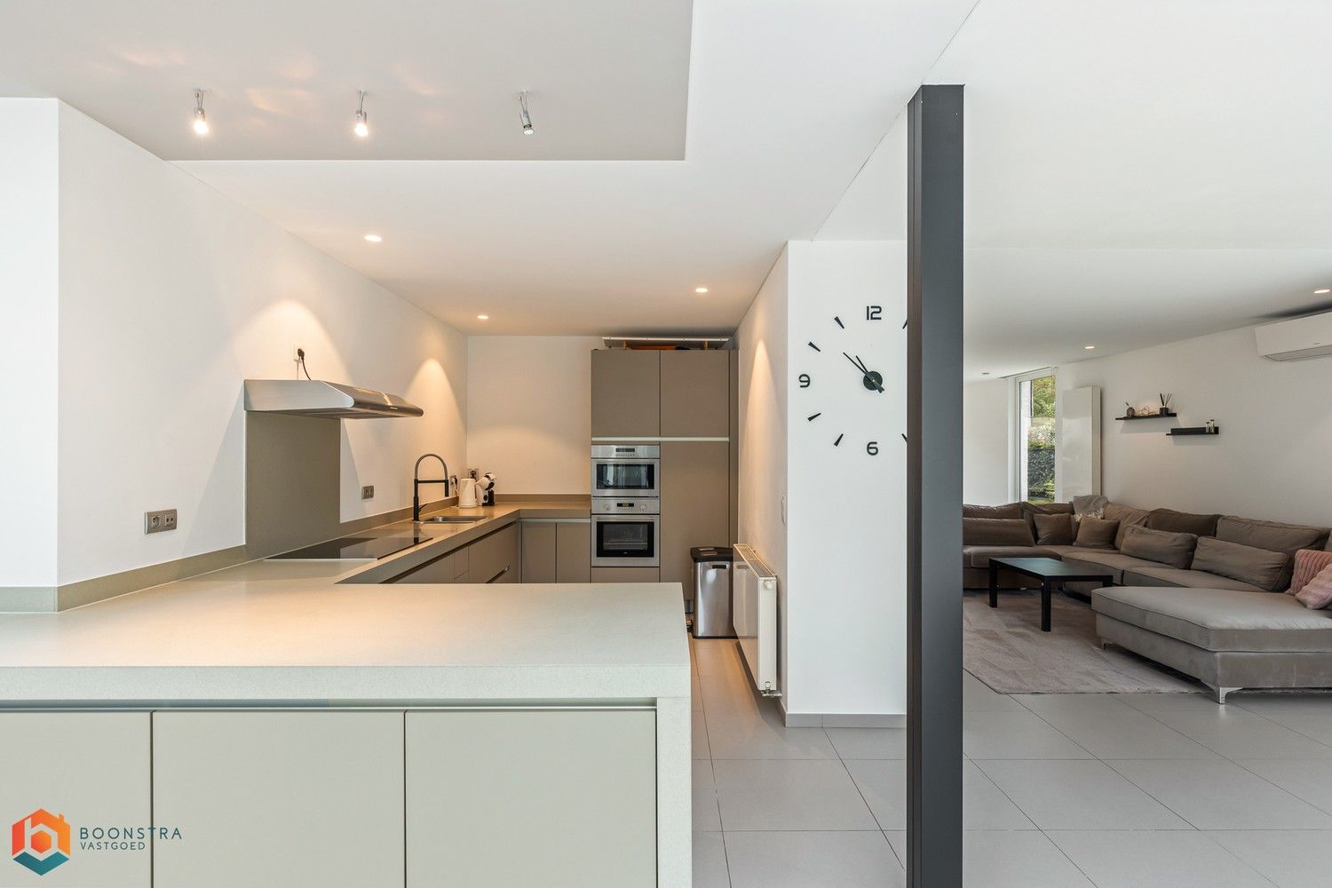 Ruime villa met tal van mogelijkheden en 4 slpkrs op een mooi perceel (1347 m²) te Bonheiden foto 11