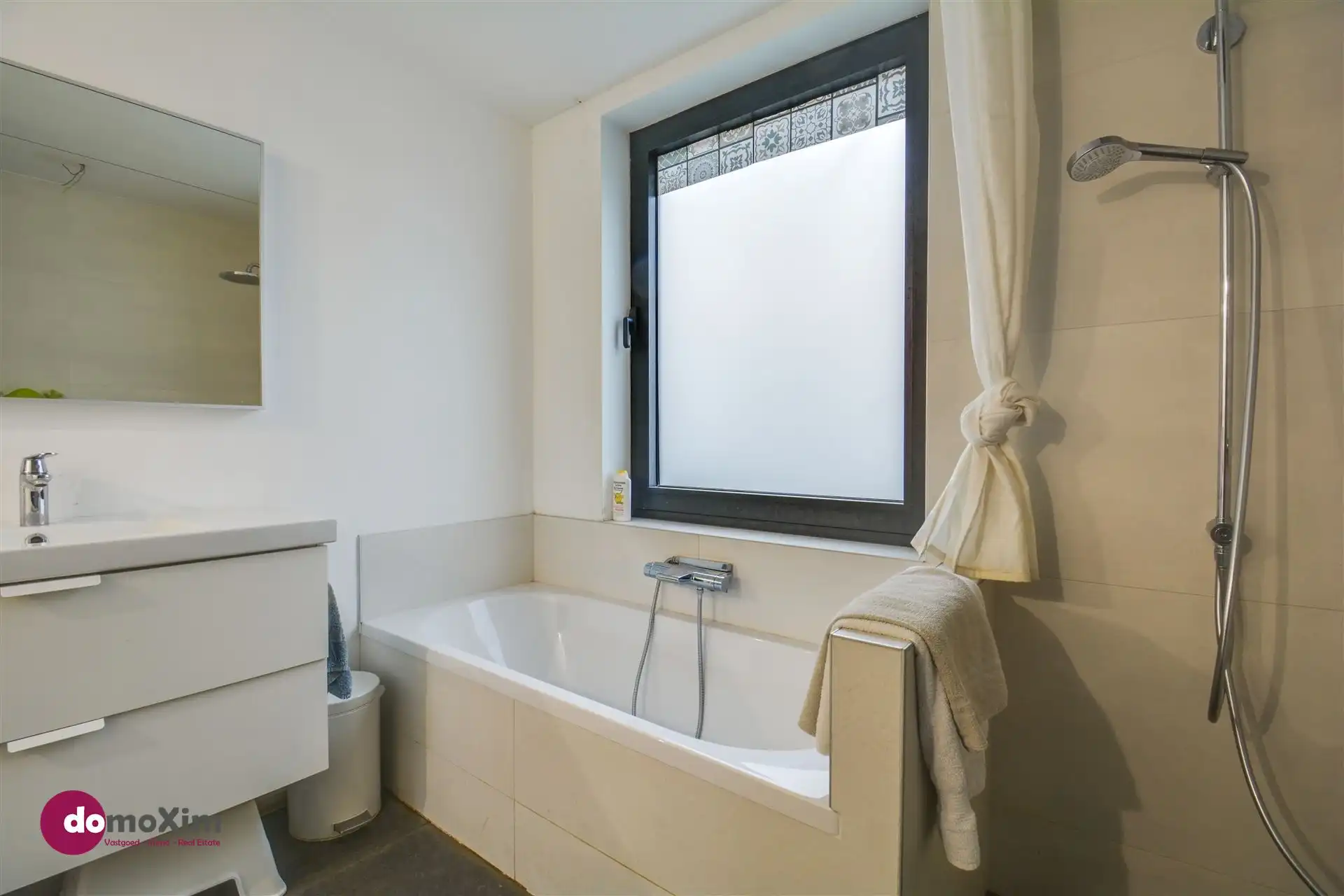 Moderne BEN villa gelegen in een doodlopende straat in Boortmeerbeek foto 16