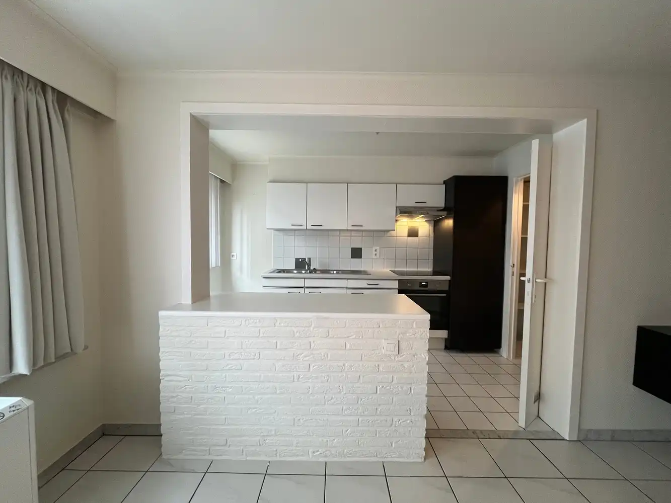 RESIDENTIE MERCATOR foto {{pictureIndex}}