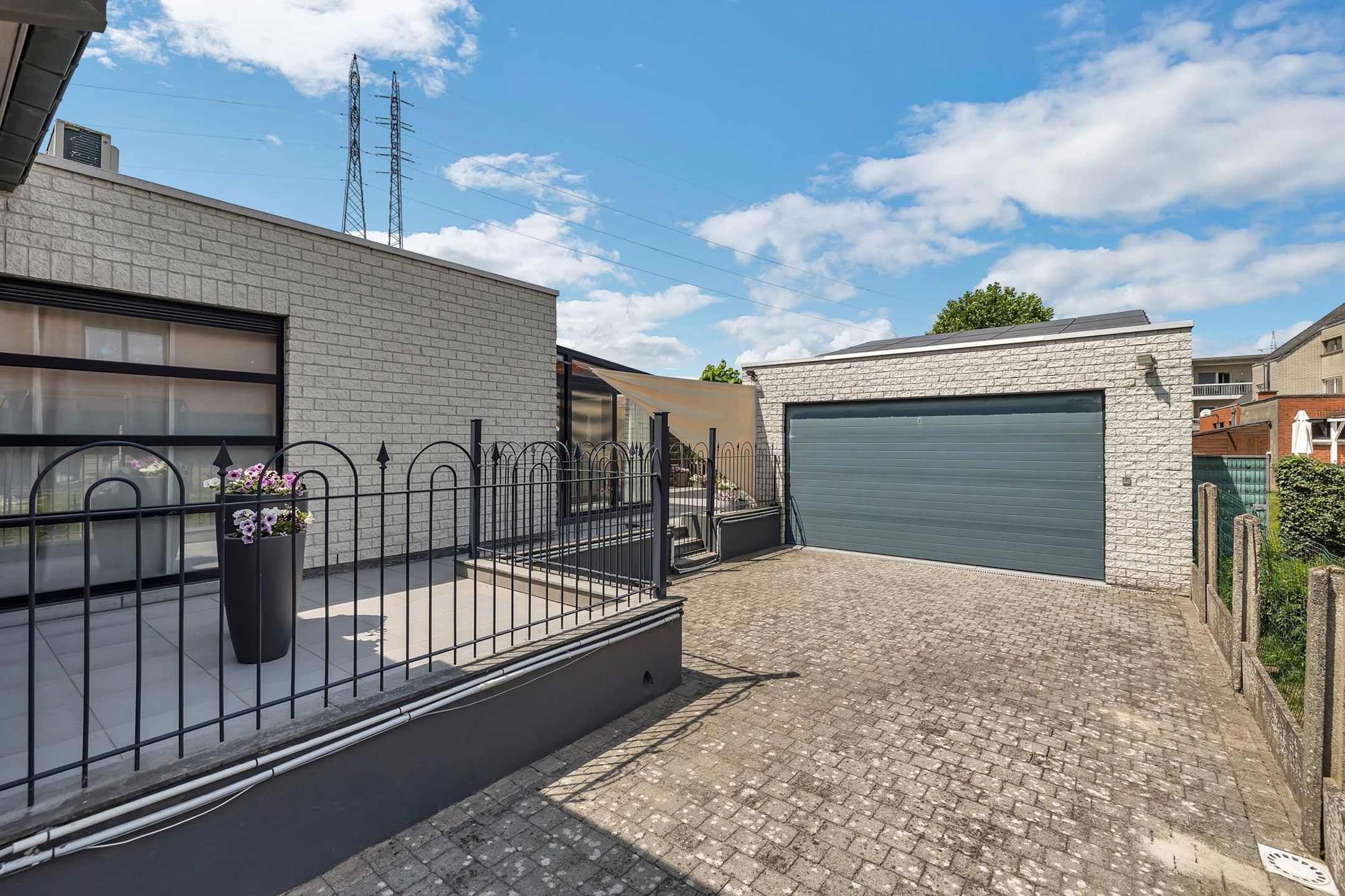 Gezellige, instapklare HOB met garage en tuin foto 34