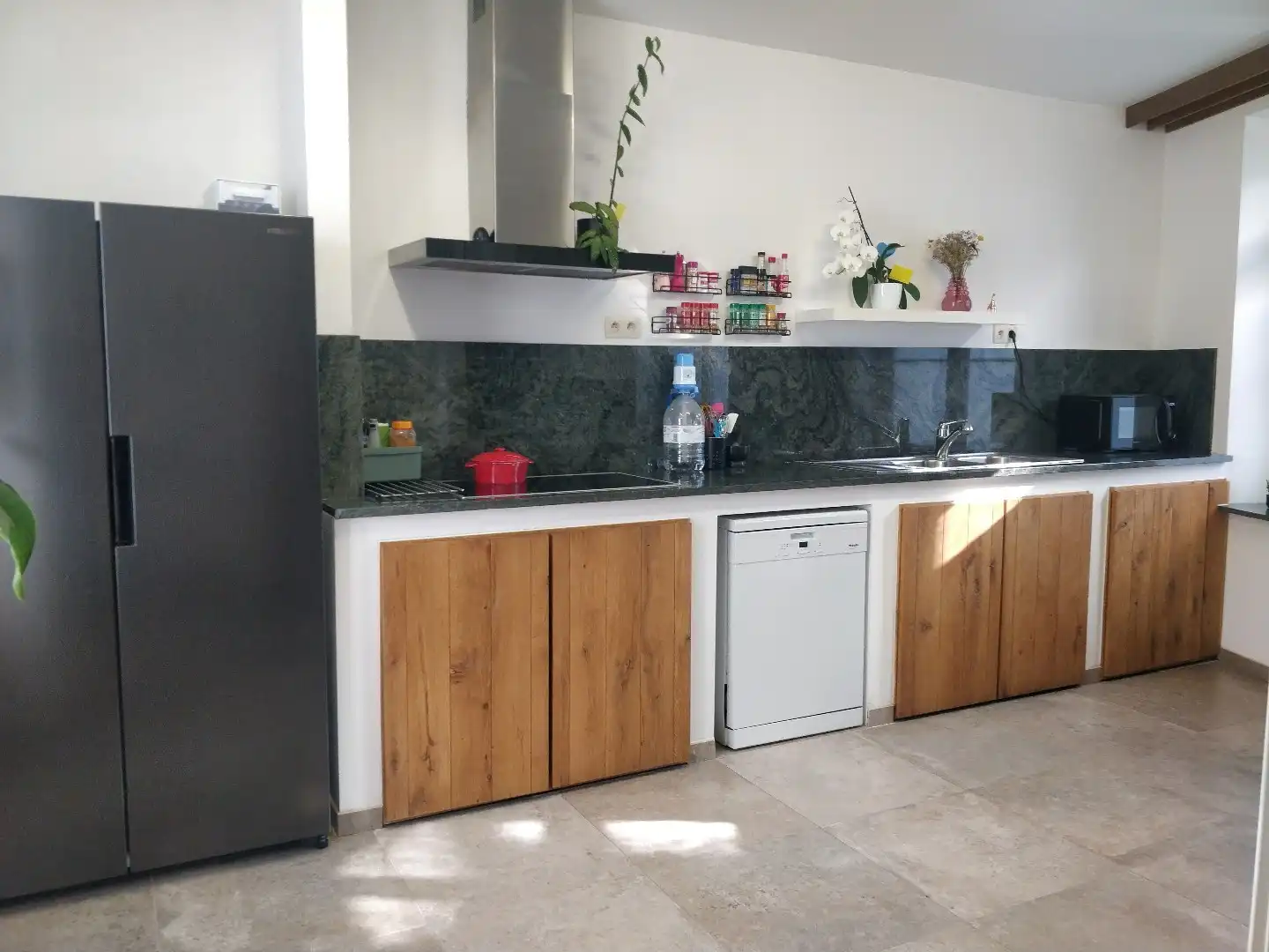 Ruime rijwoning in Lokeren met 3 slaapkamers  foto 4