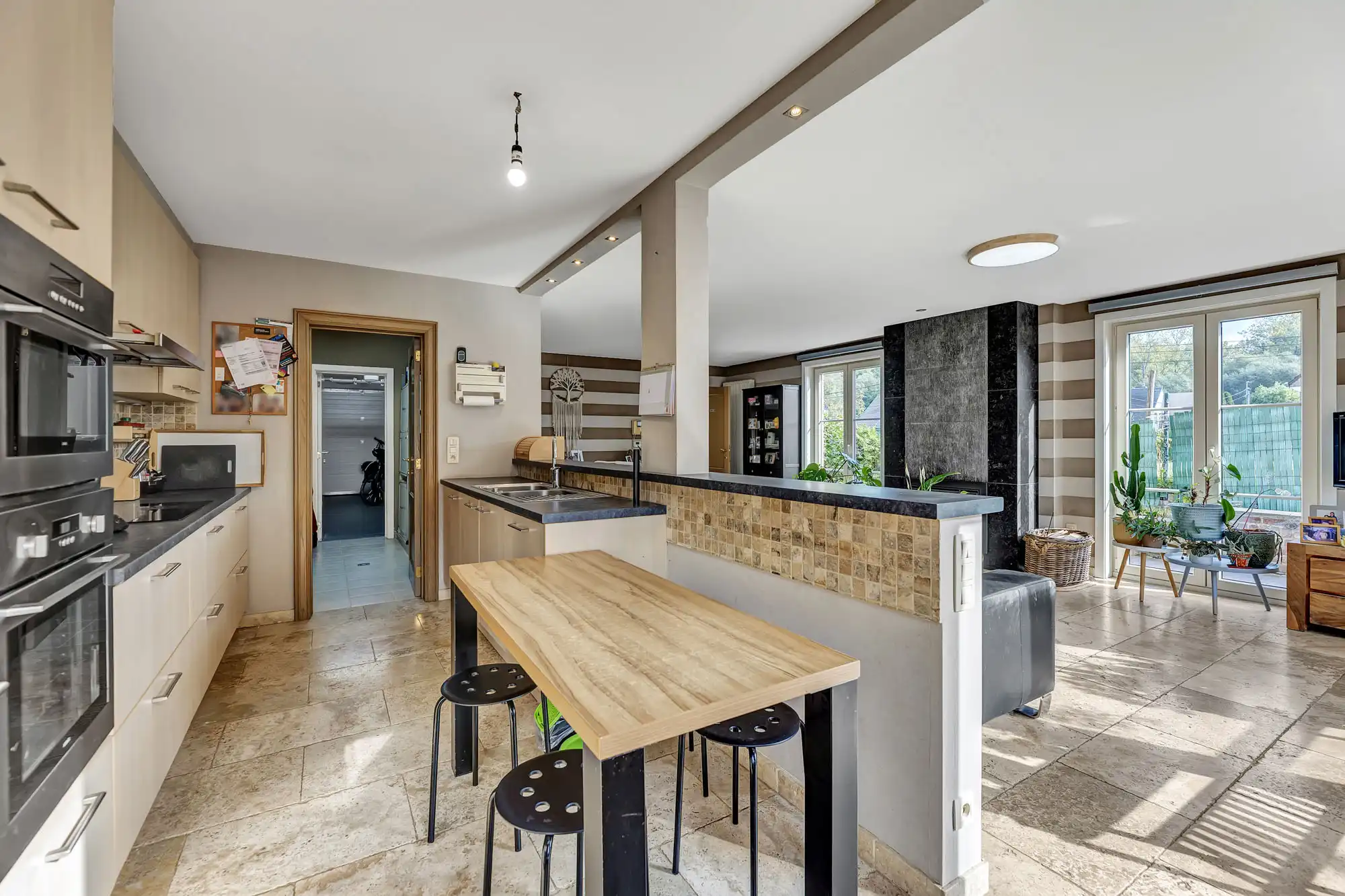 Energiezuinige HOB met 4 slpks, garage en bureau foto 6