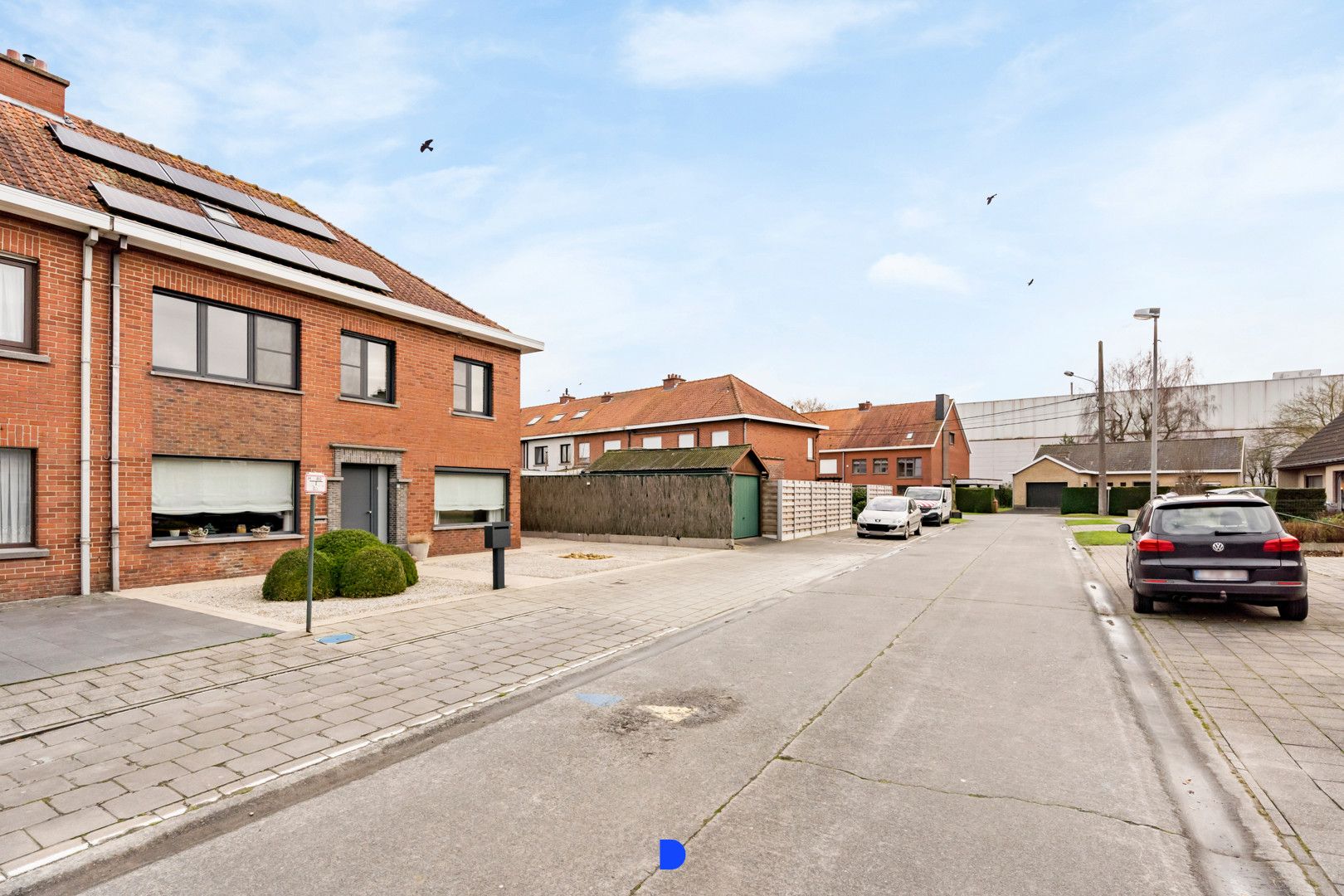 Instapklare halfopen woning in Sint-Eloois-Winkel foto 3