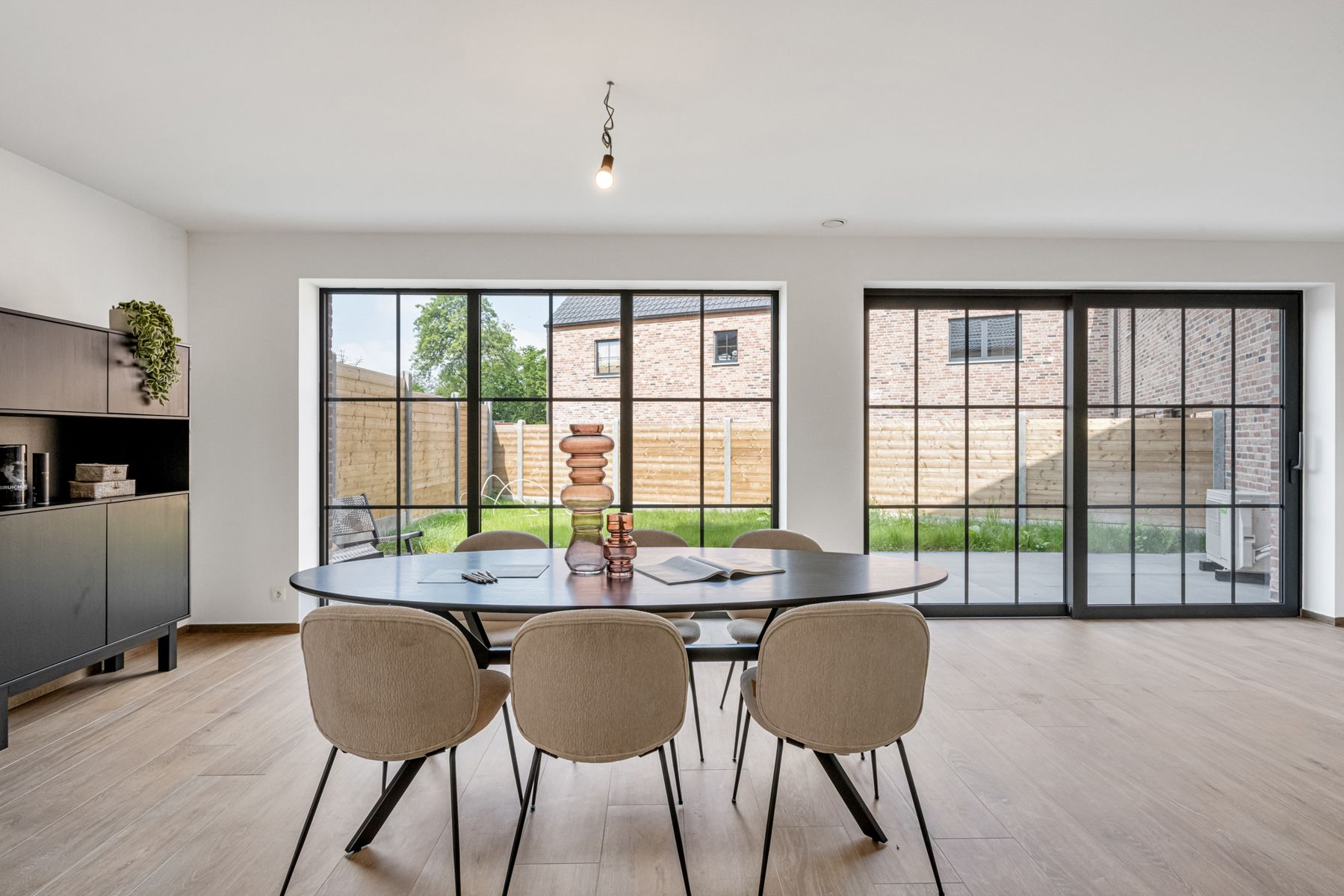 Riante nieuwbouwwoning instapklaar 4 slaapkamers! foto 5