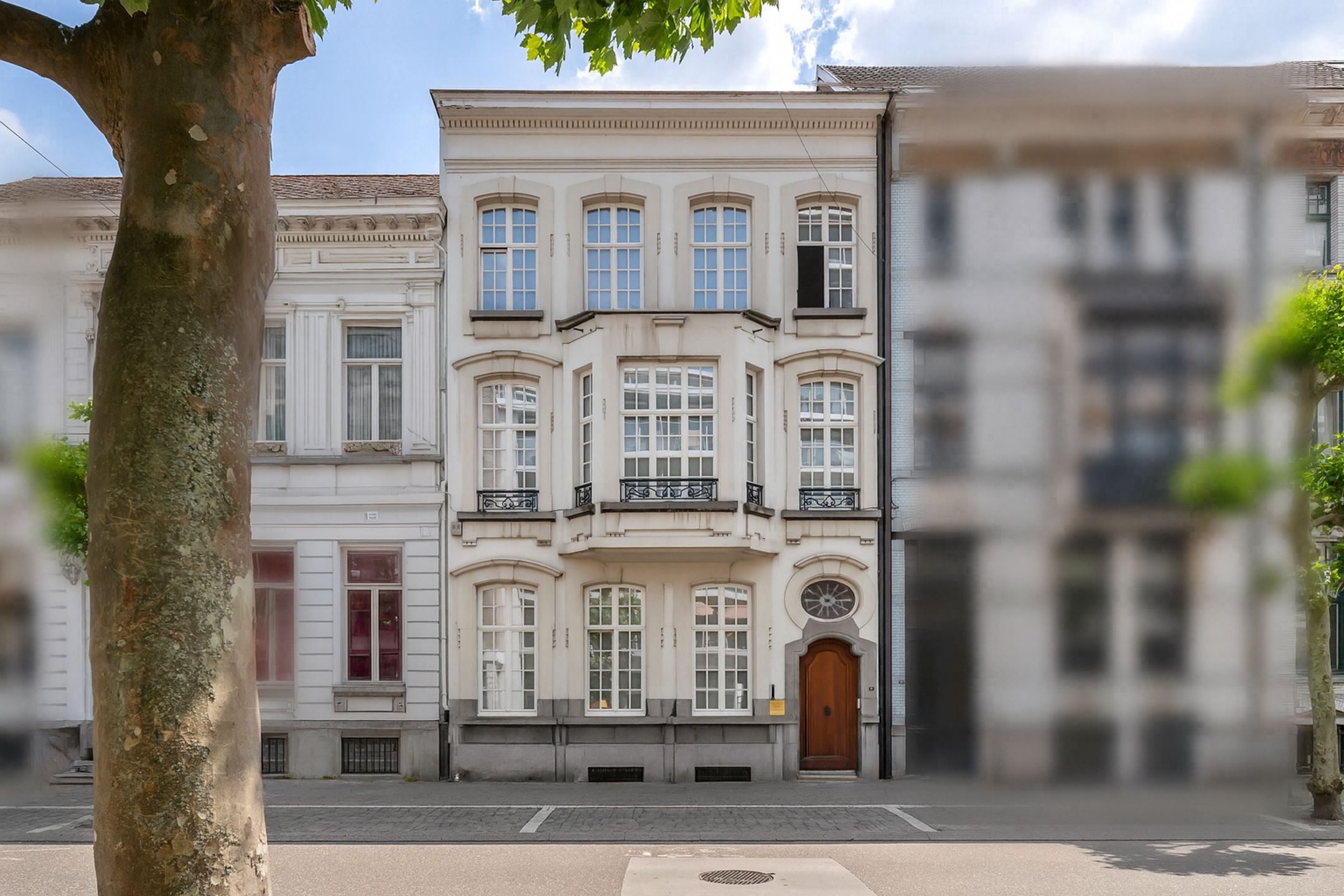 Hoofdfoto van de publicatie: Karaktervol burgerhuis in hartje Turnhout