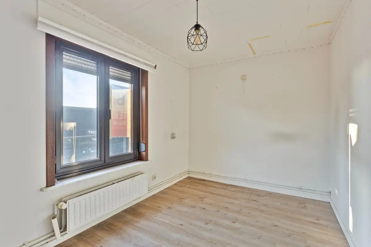 Ruime woning met 3 slaapkamers! foto 16