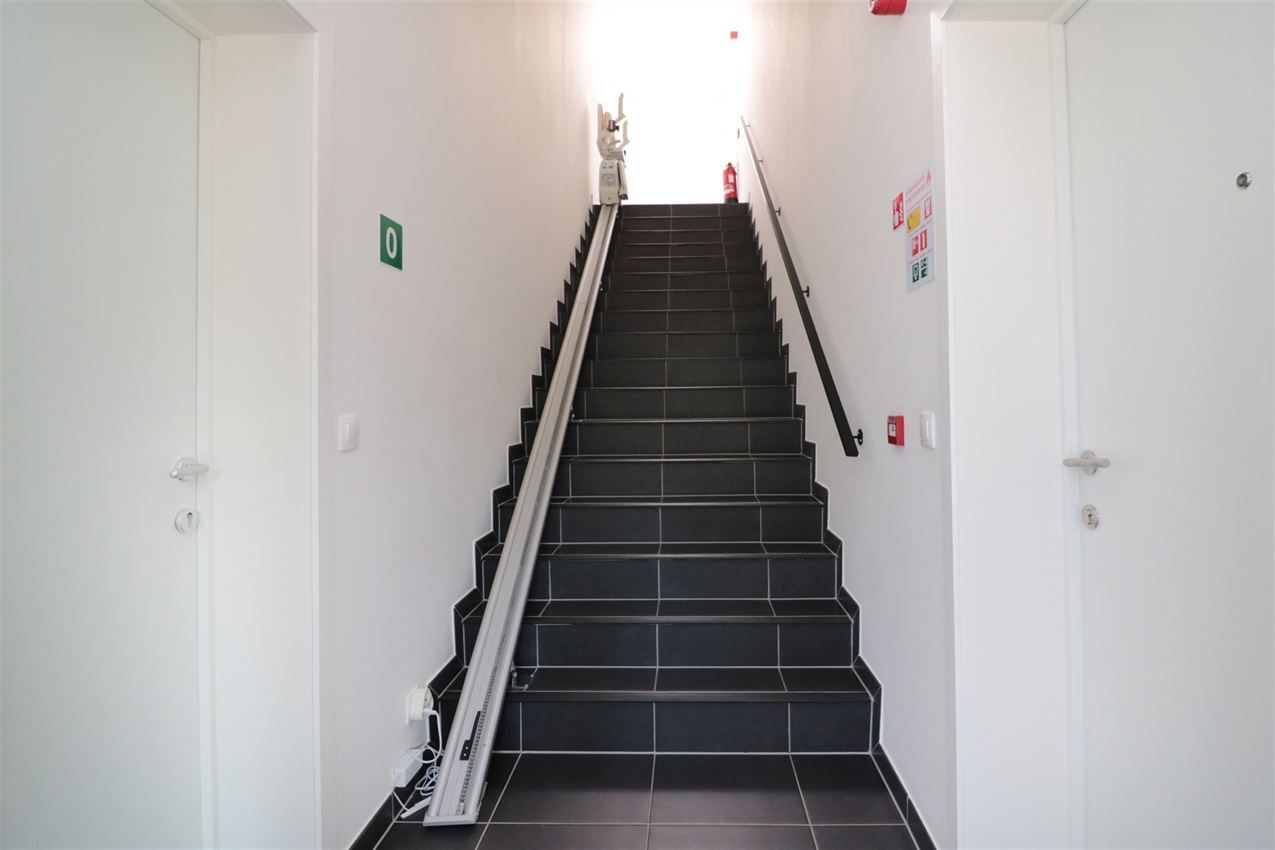 3 appartementen en 4 autostaanplaatsen foto 64