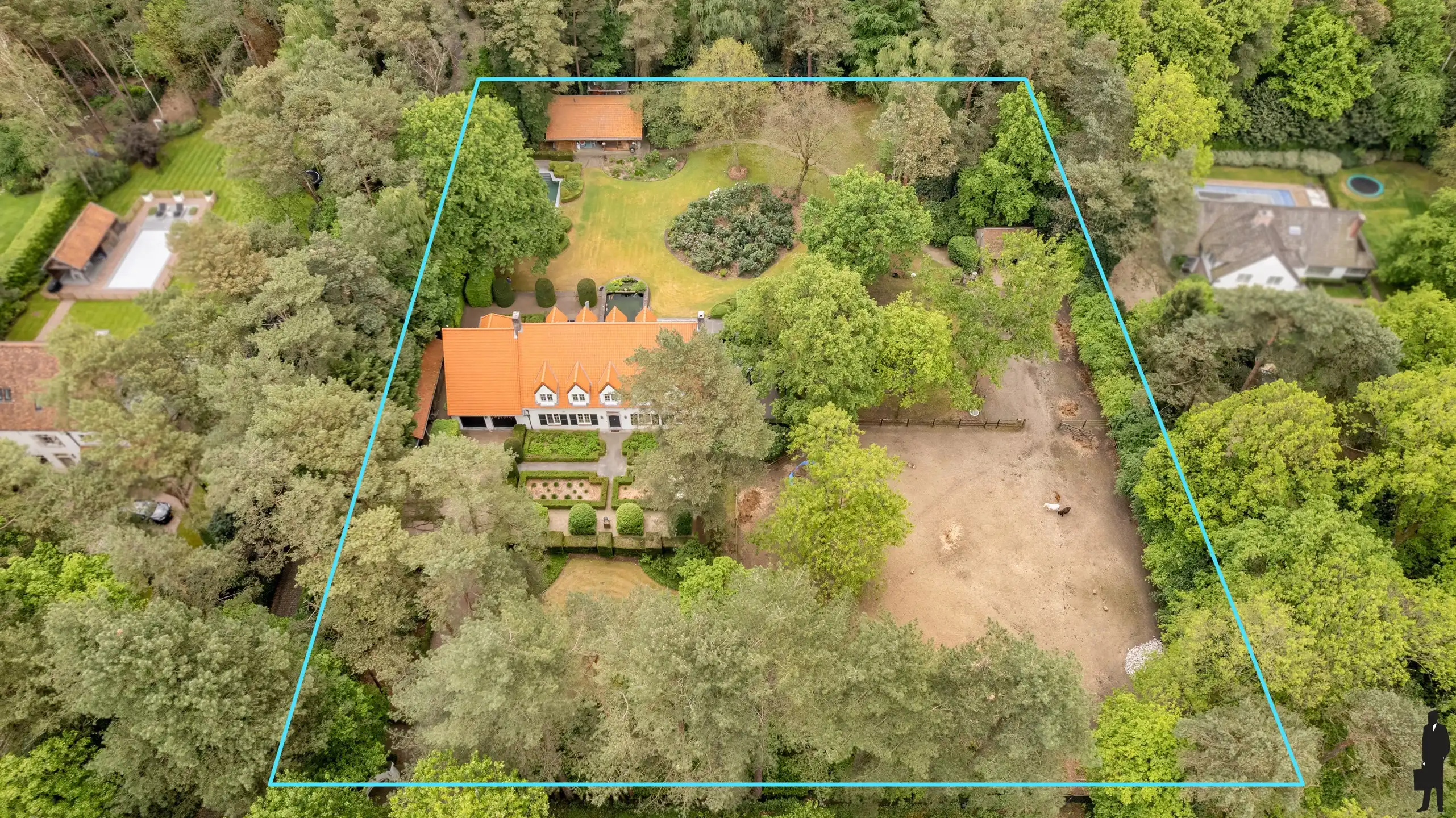 Topgelegen villa met zwembad en paddock!  foto 66