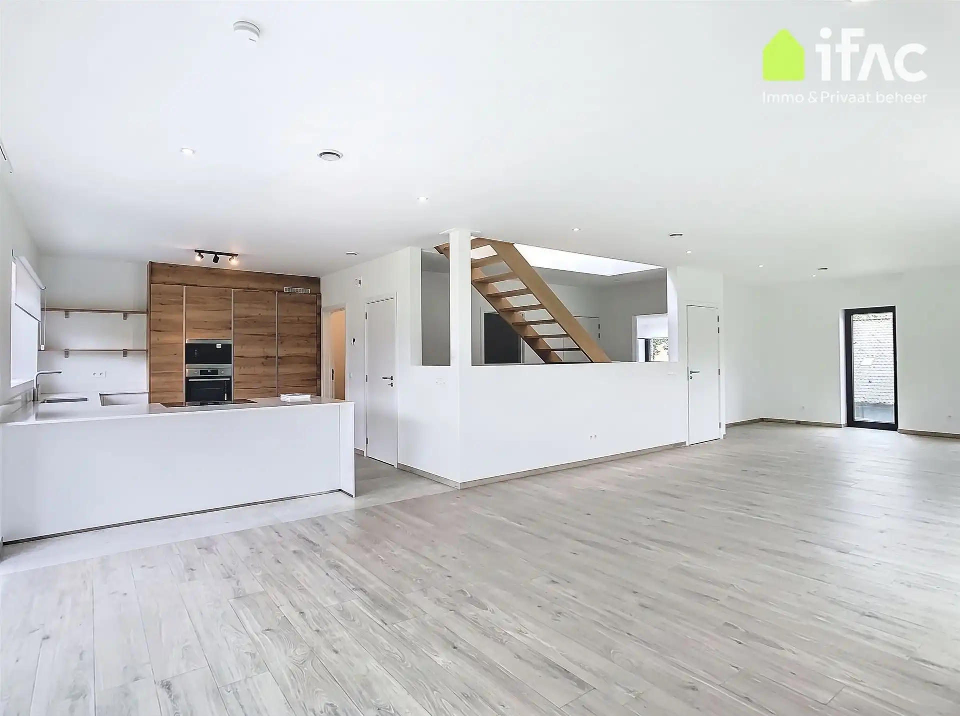 Moderne en energiezuinige villa foto 3