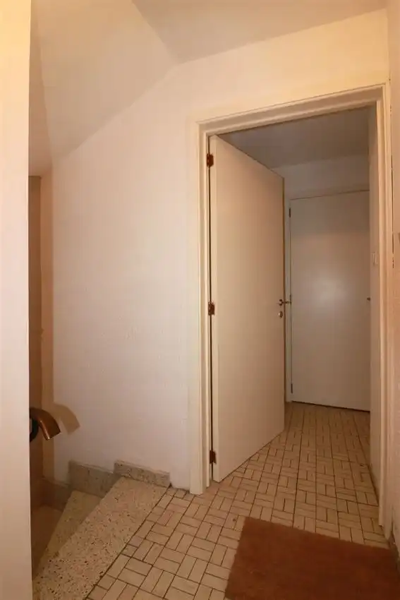 Appartement met 2 slpk, terras, tuin en autostaanplaats foto 33