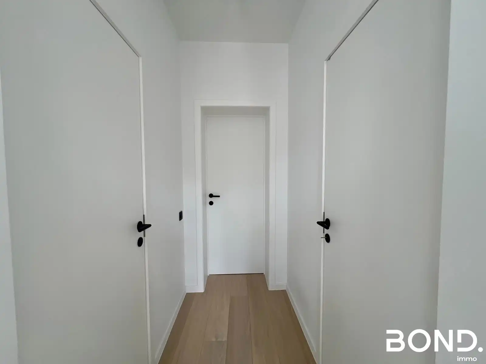 Gerenoveerd twee-slaapkamer studentenappartement te huur in hartje Leuven foto 10