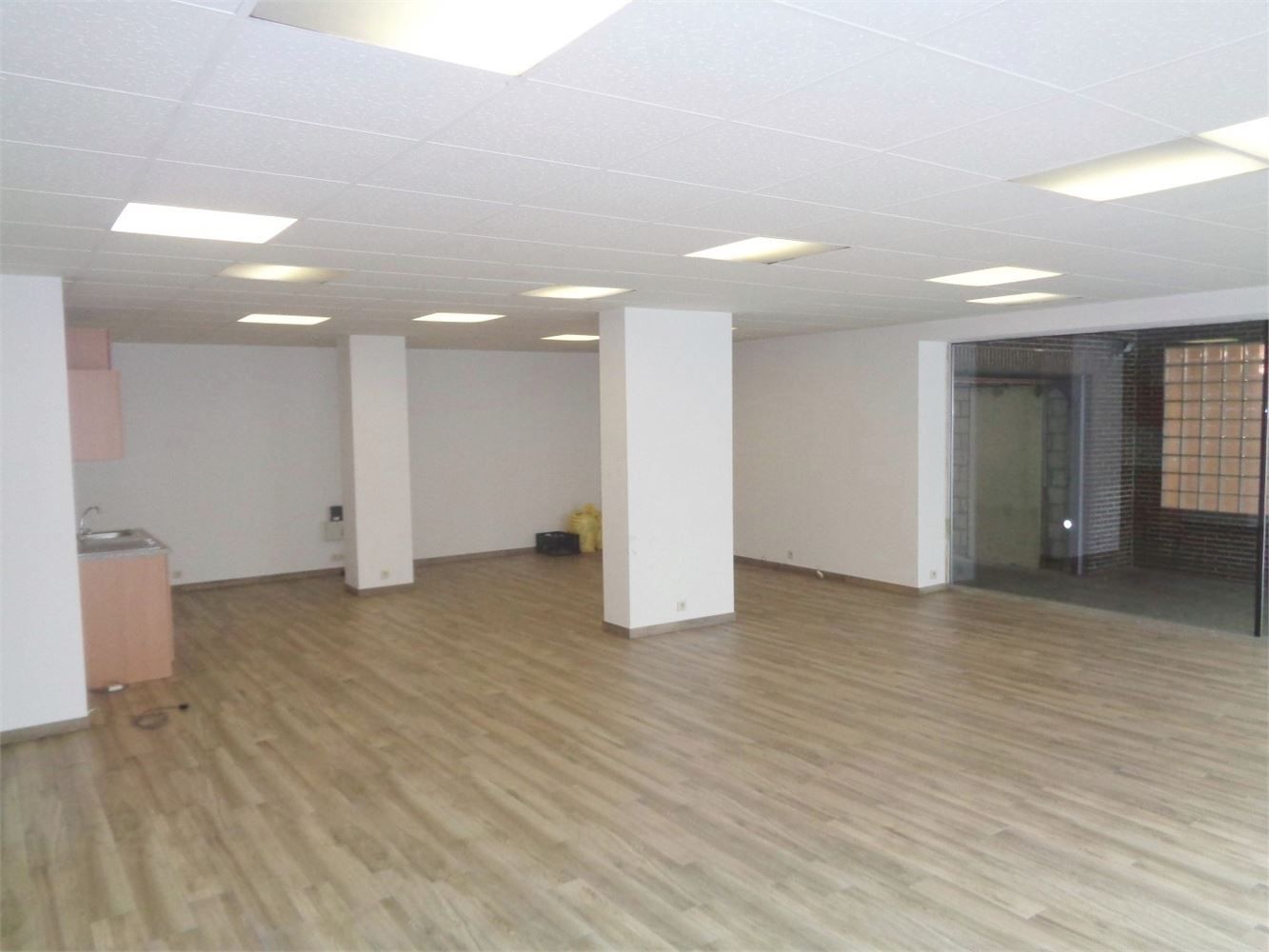 INSTAPKLARE COMMERCIËLE (KANTOOR)RUIMTE foto 7