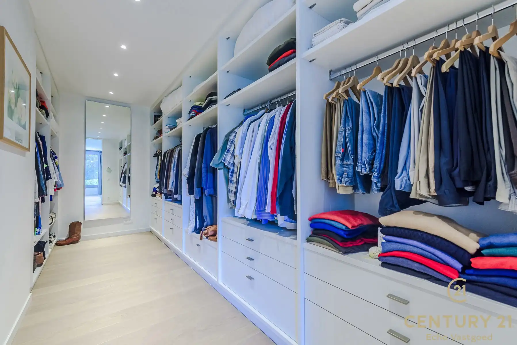 Exclusieve onderhouden architectenvilla in villawijk De Lint foto 20