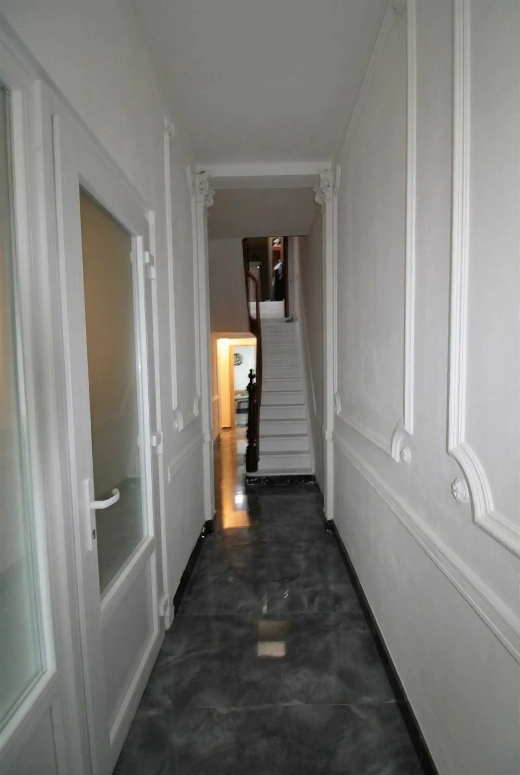 Hoboken: Instapklare woning met 5 slpk en ruime tuin foto 2