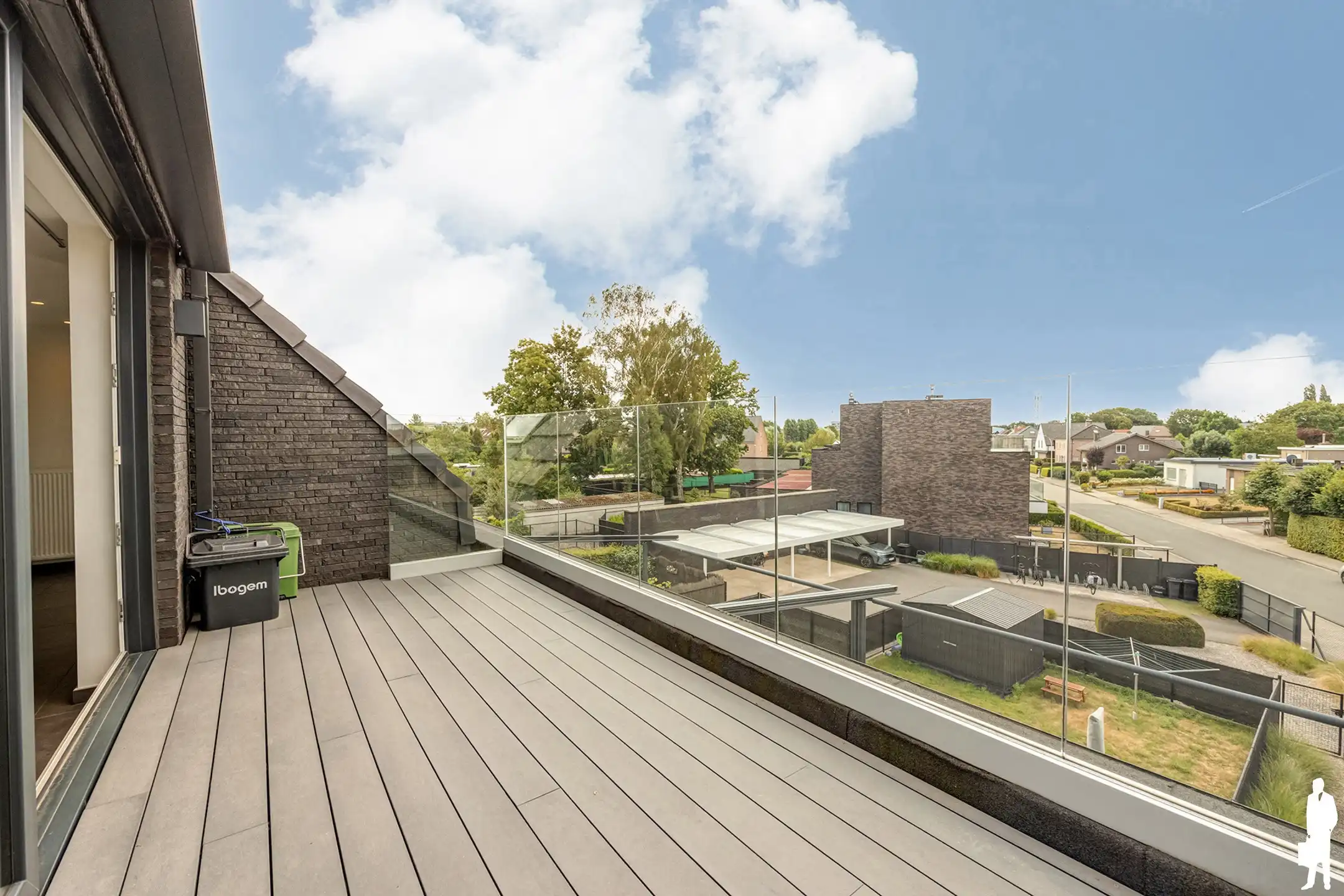 Luxueuze duplex met 3 slpk, 2 badk en carport foto 20