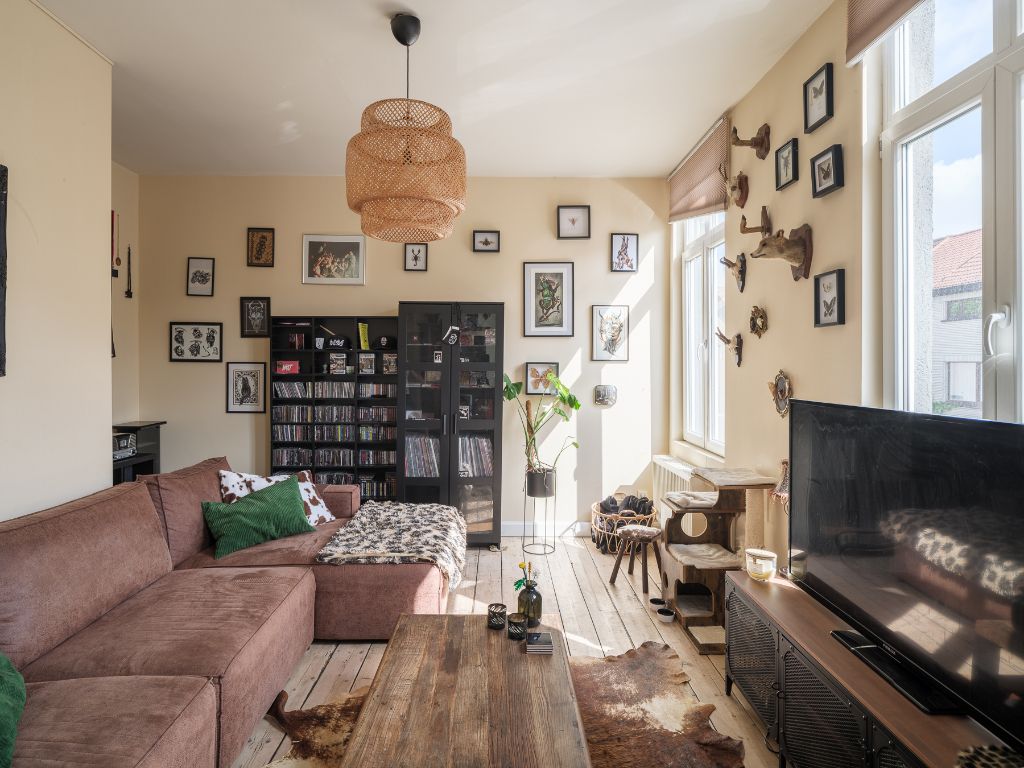 Lichtrijke en instapklare woning met stadskoer nabij Gent Centrum foto 3
