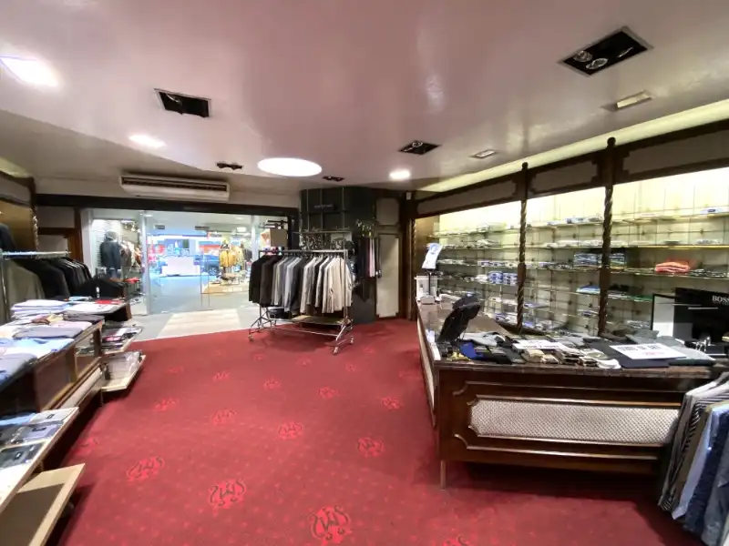 400M² HANDELSRUIMTE OP A-LOCATIE! foto 6