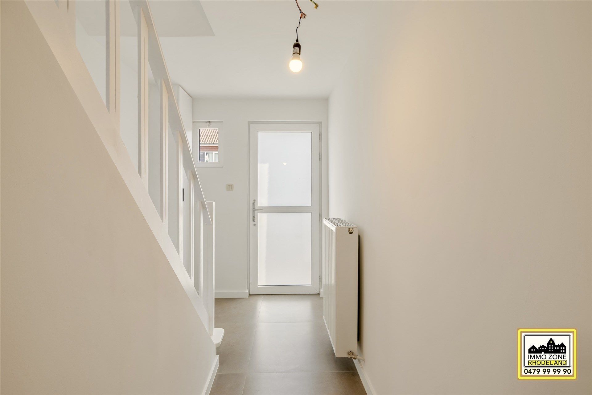 Super instapklare woning met 3 slpks, garage en tuin foto 3