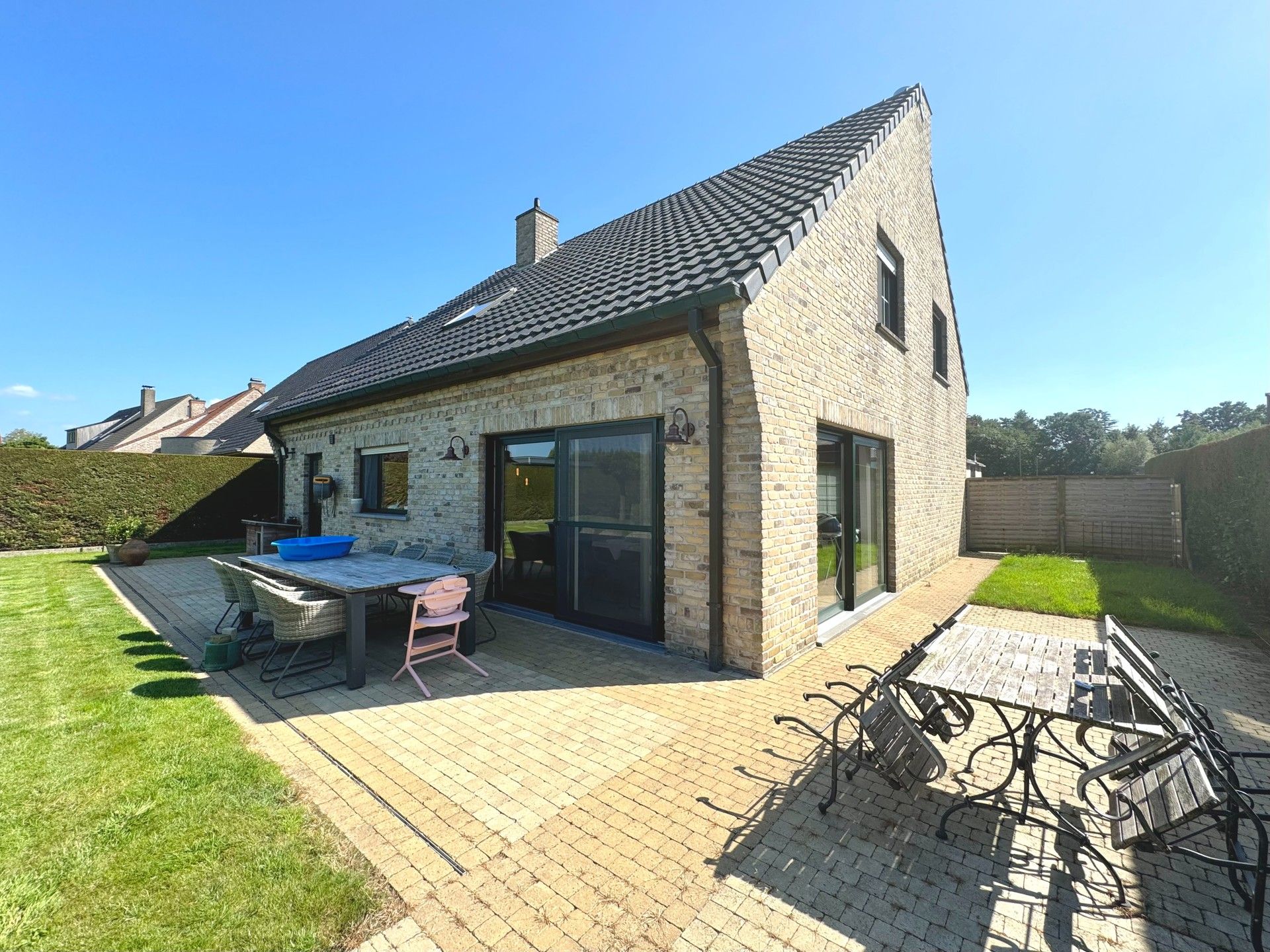 LANDELIJKE WONING MET GARAGE & TUIN foto 18