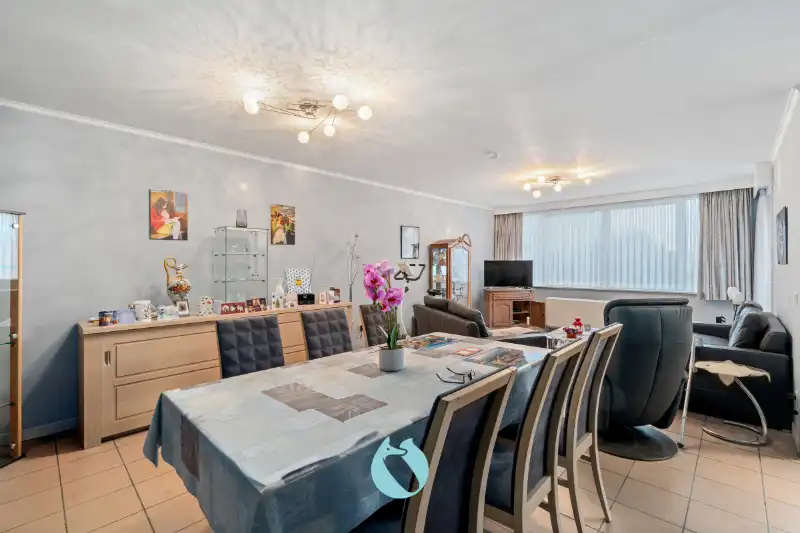 Appartement met 2 slpks, terras en garage foto 11