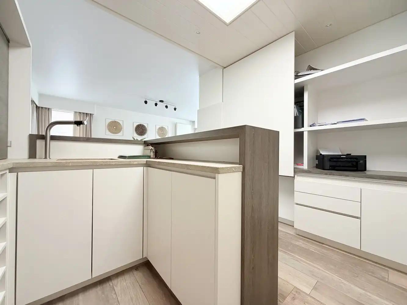 Alleenstaande woning met garage en carport foto 7