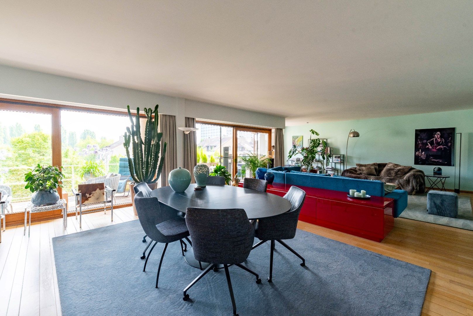 Ruim appartement met terras foto 7