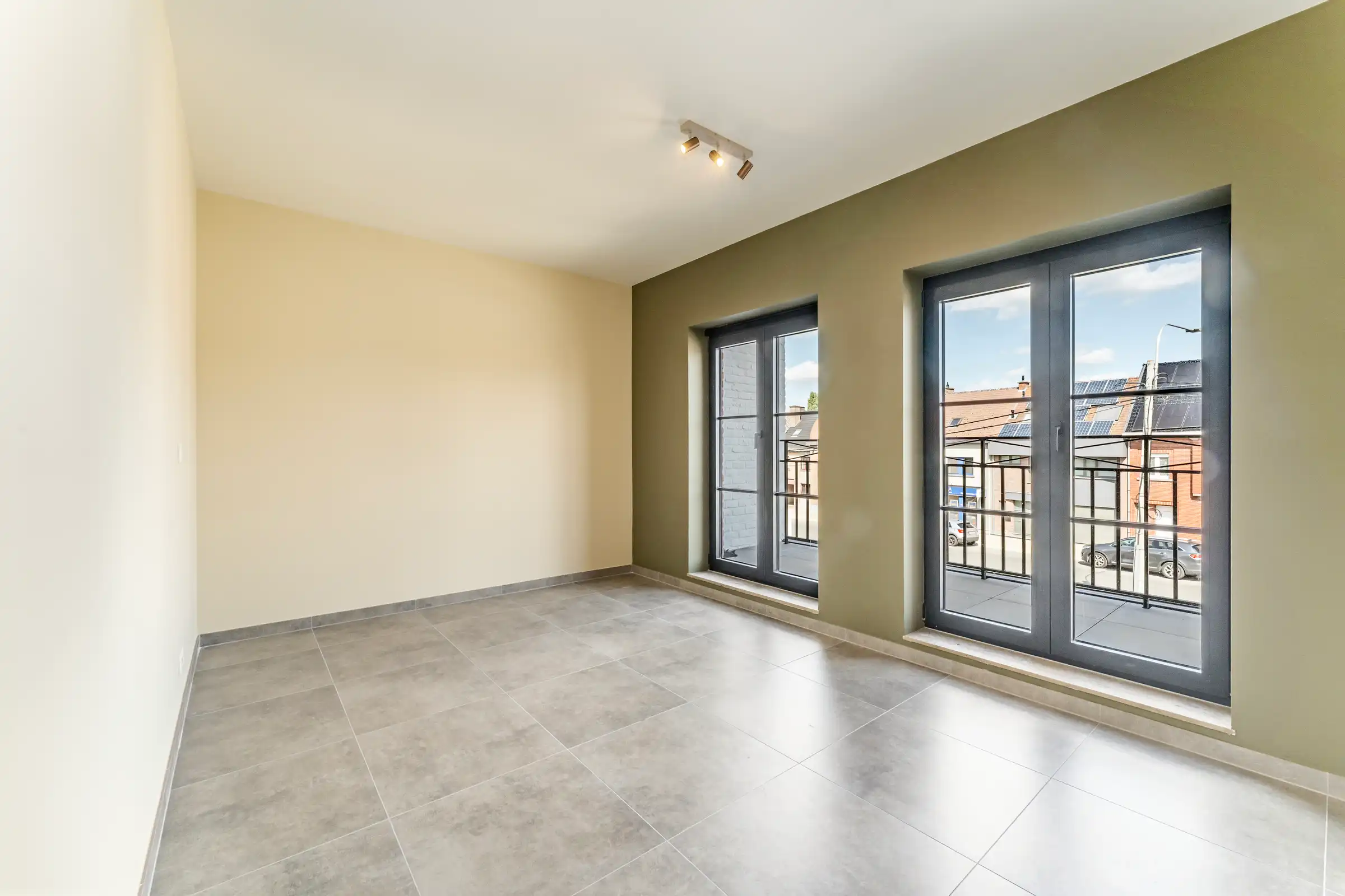 Ruim villa-appartement met 2 terrassen en groen zicht foto 9