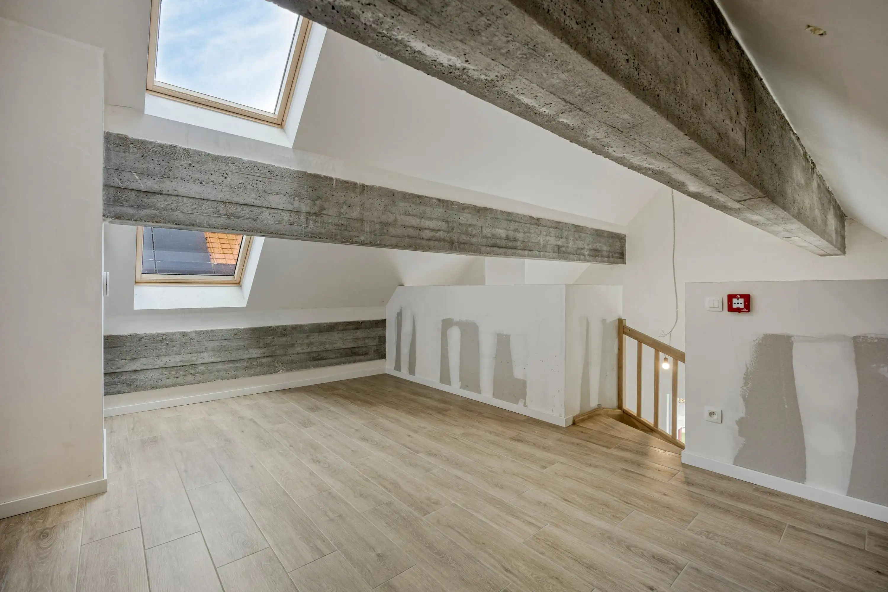 Ruime en lichtrijke triplex met 2 slaapkamers in Hasselt foto 7