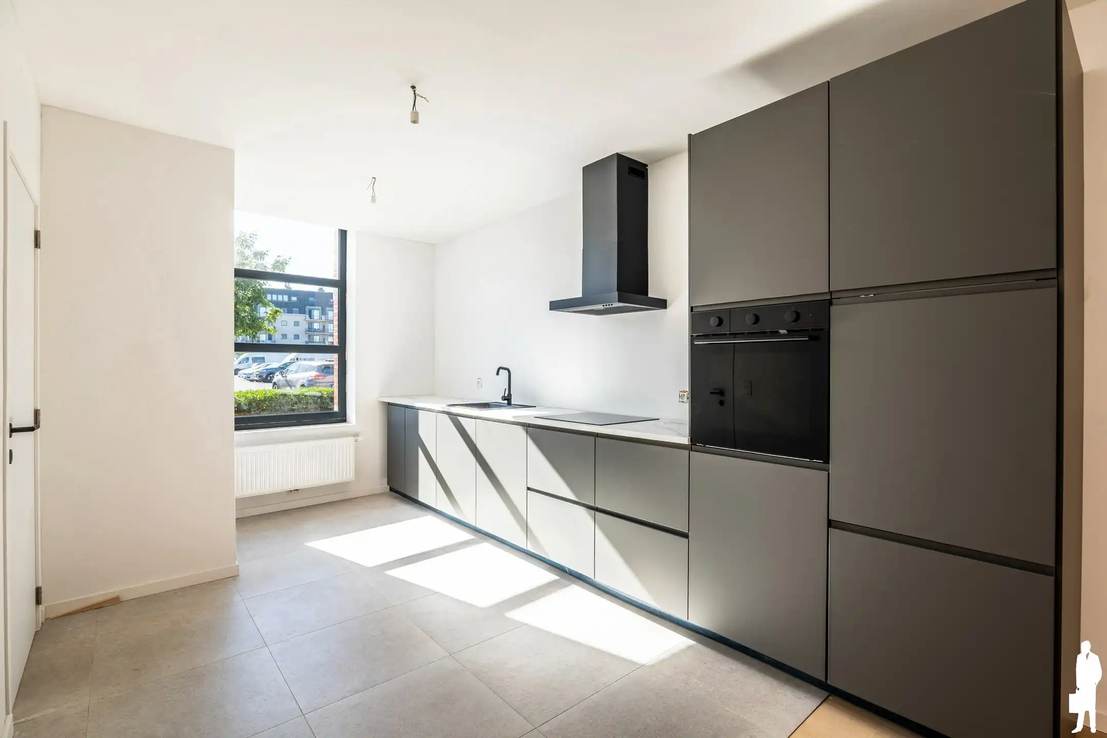 Gerenoveerde woning met tuin en handige achtertoegang foto 4