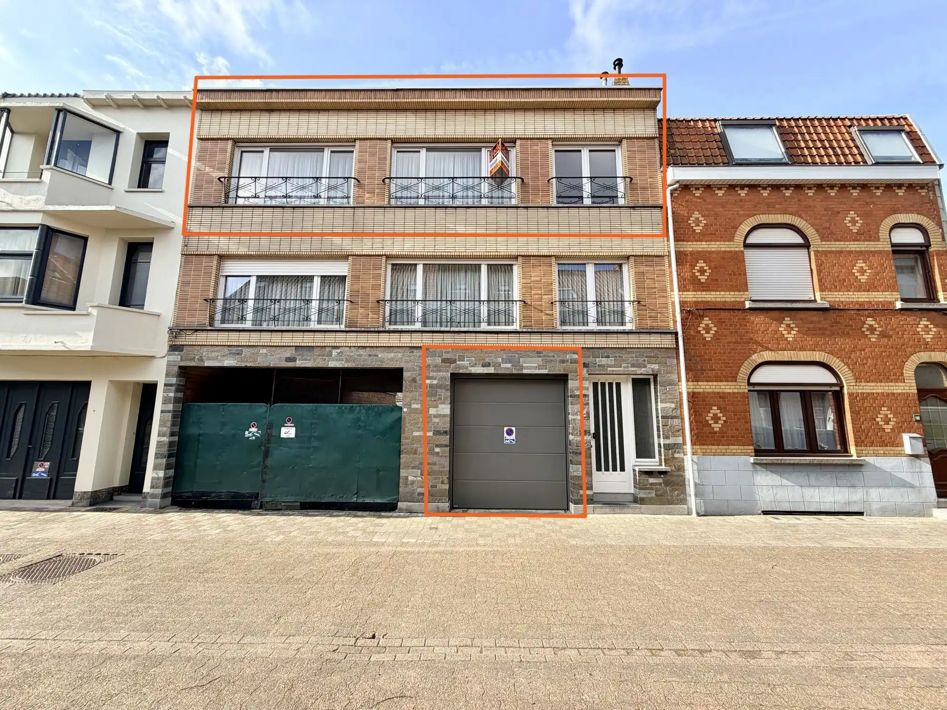 Hoofdfoto van de publicatie: Instapklaar 2-slaapkamerappartement met grote GARAGE