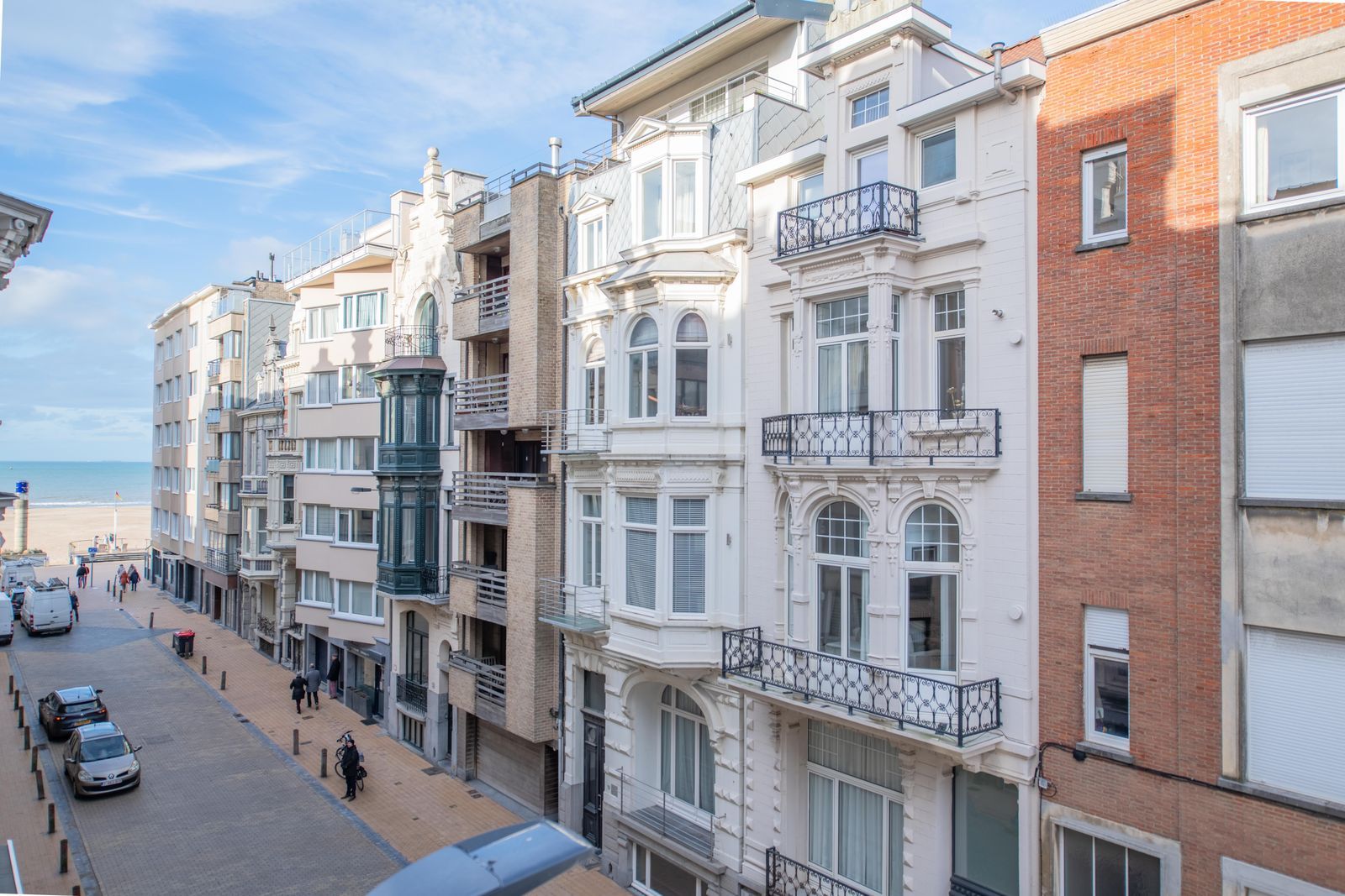 Verzorgd appartement met 1 slpk en lateraal zeezicht foto 4