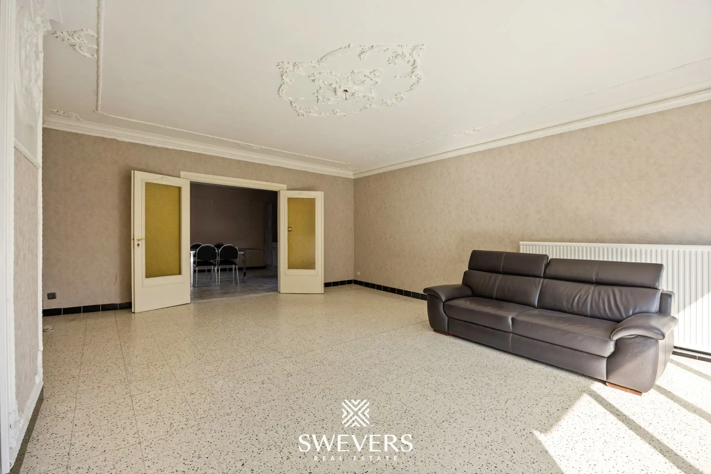 Op te frissen woning met 223 m² en tal van mogelijkheden in Sint-Truiden foto 4