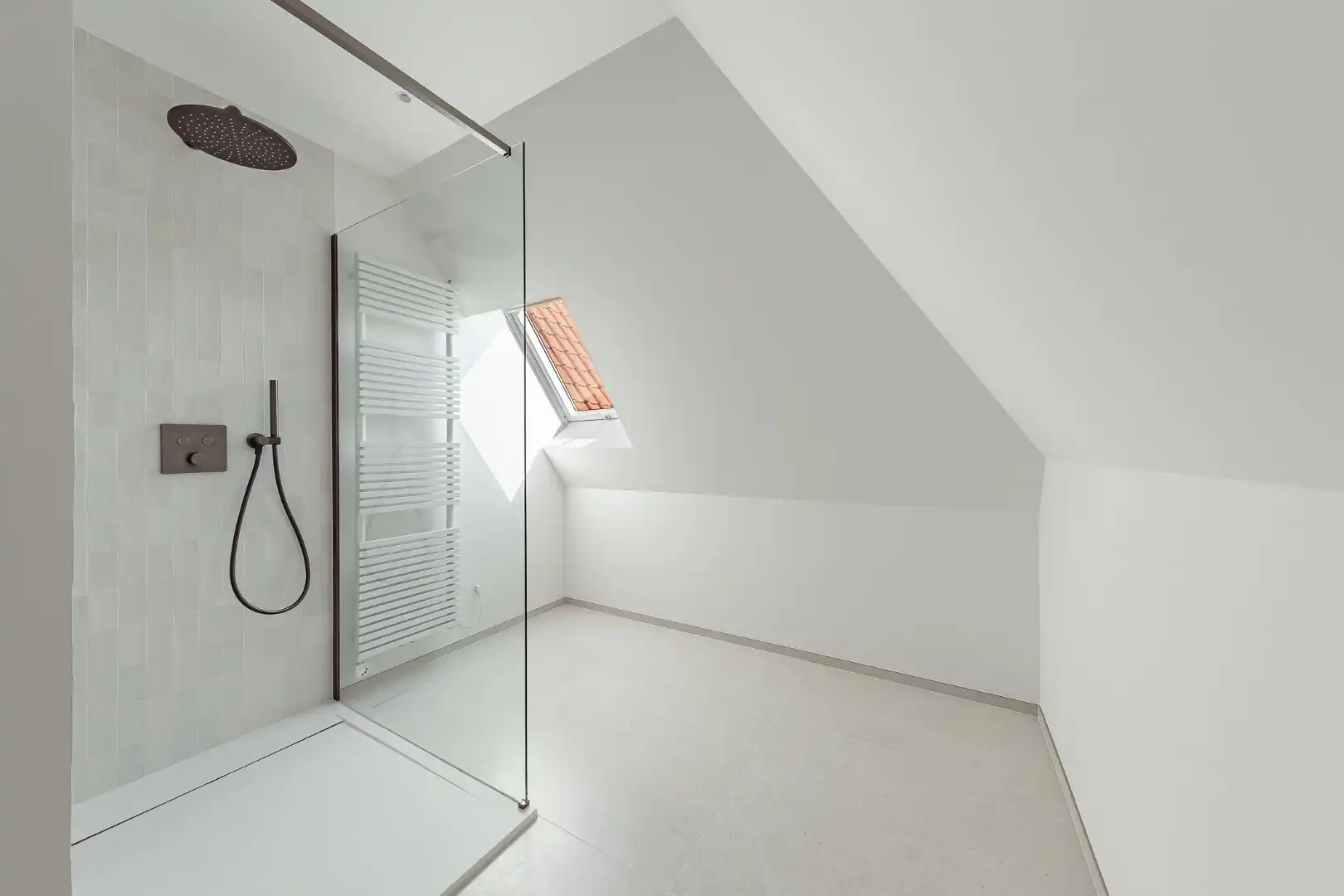 Prachtige, ruime villa in typische Zoute-stijl met centrale ligging in alle rust foto 25