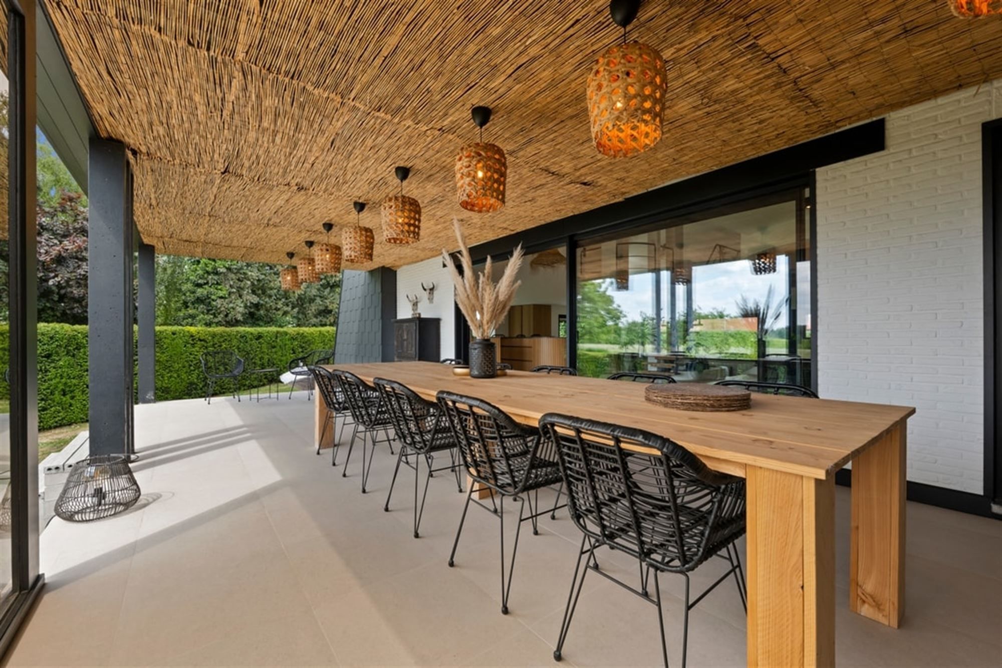 UNIEKE DESIGNWONING MET MODERNE AFWERKING EN STIJVOLLE ARCHITECTUUR foto 36