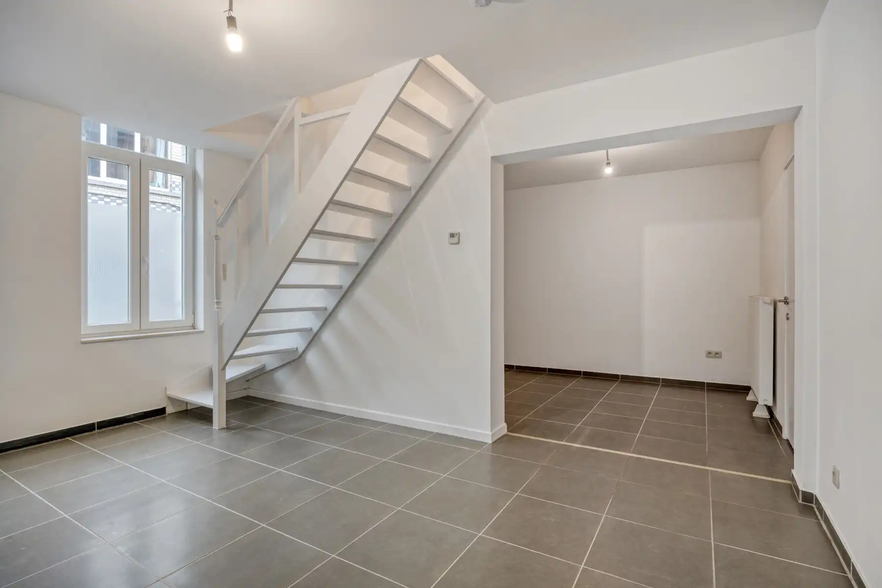 Instapklare woning met 4 slaapkamers in centrum Wetteren  foto 4