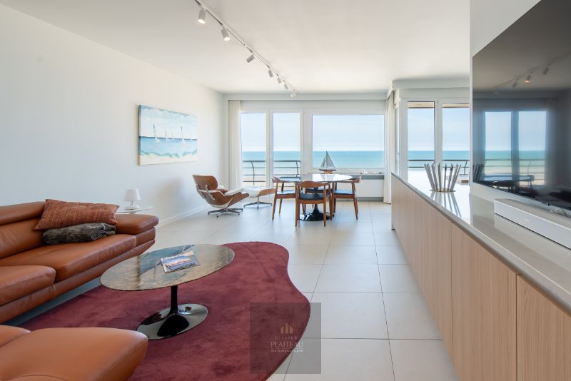 Volledig vernieuwd instapklaar 3 slpk-appartement op de zeedijk. foto 6