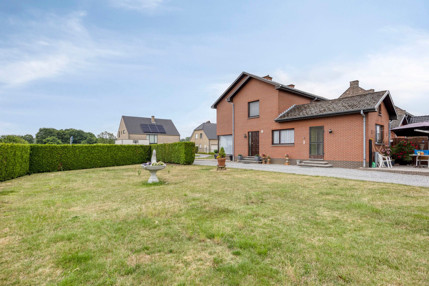 halfvrijstaande woning foto 24