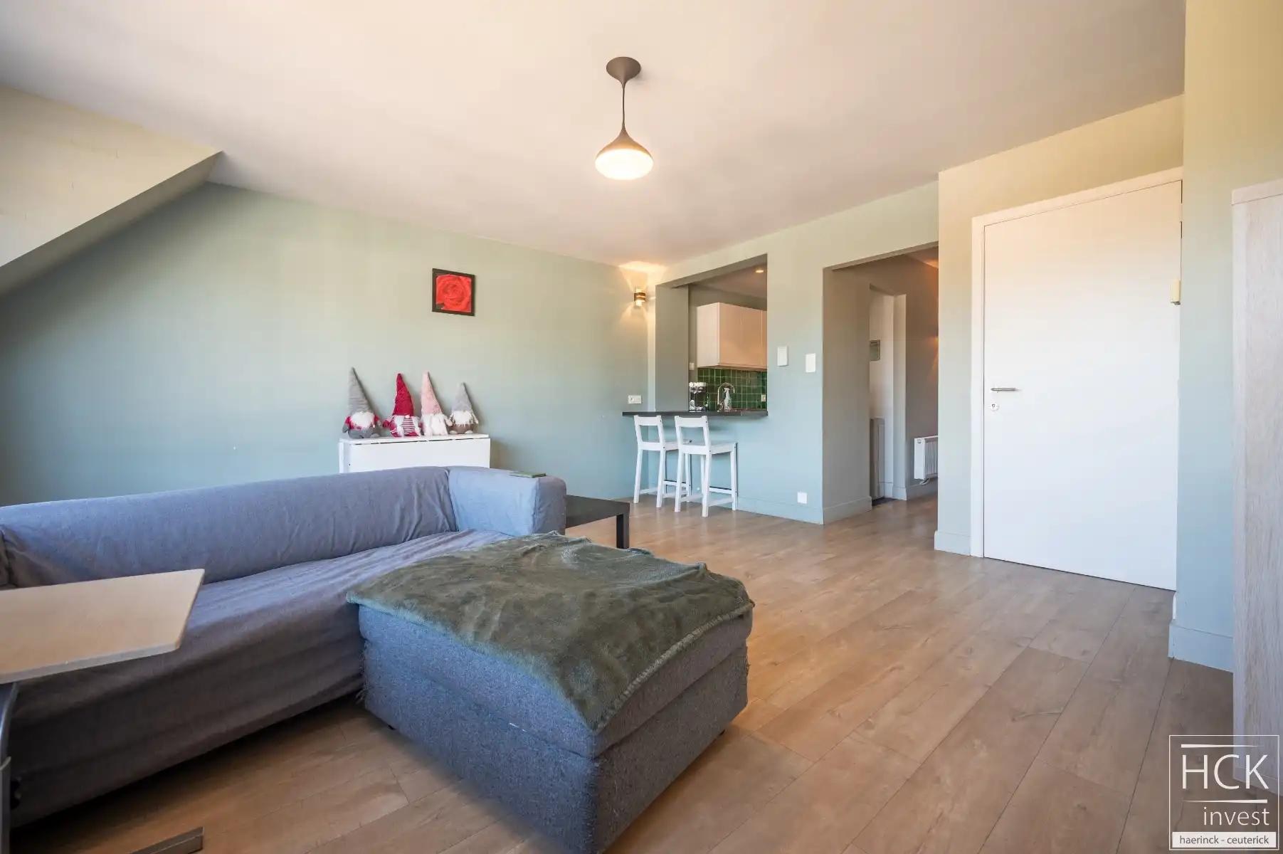 DEINZE - Instapklaar appartement met 2 SLPK en moderne afwerking foto 7