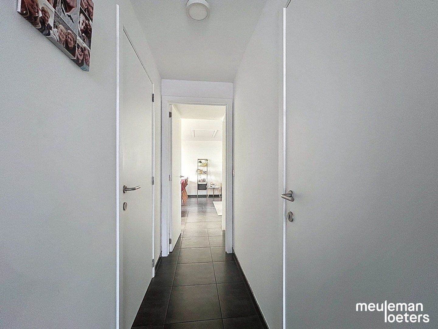 Lichtrijk appartement met autostaanplaats foto 6